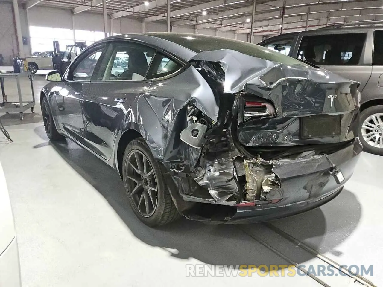 2 fotografías del automóvil dañado 5YJ3E1EA8PF447841 TESLA MODEL 3 2023