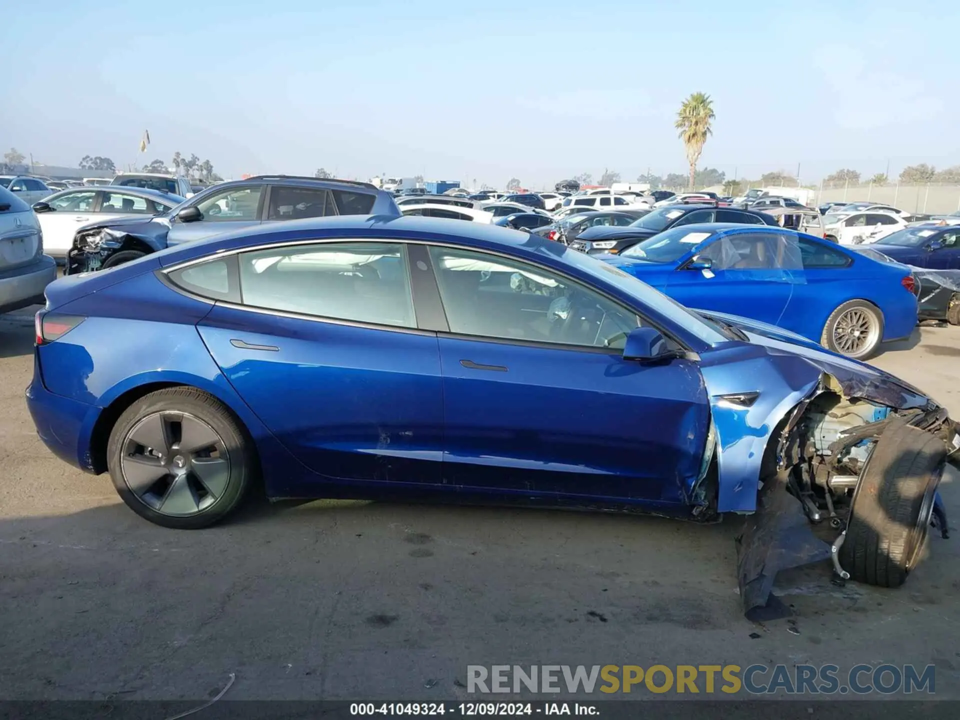 13 fotografías del automóvil dañado 5YJ3E1EA8PF449539 TESLA MODEL 3 2023