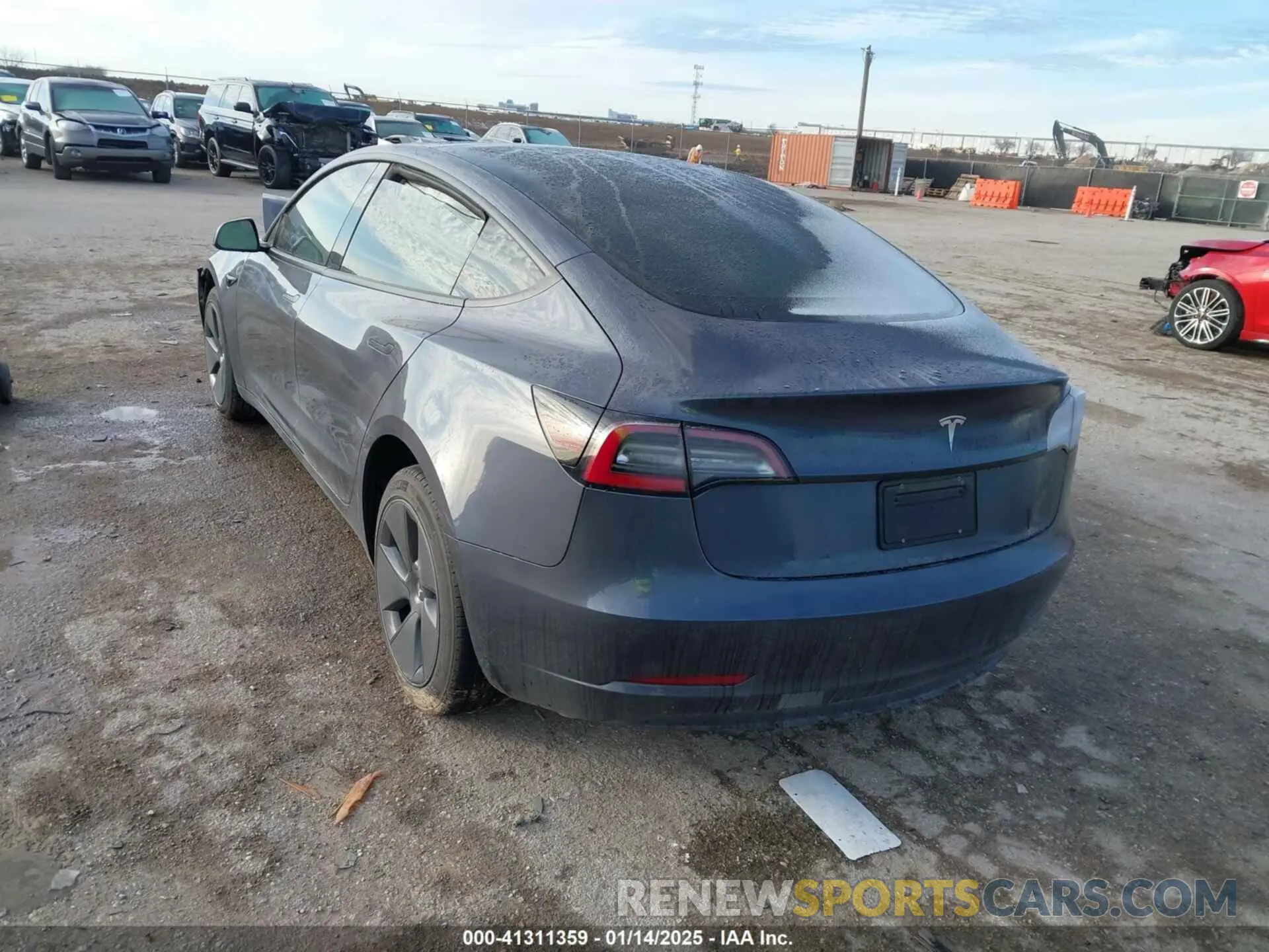 3 fotografías del automóvil dañado 5YJ3E1EA8PF471069 TESLA MODEL 3 2023