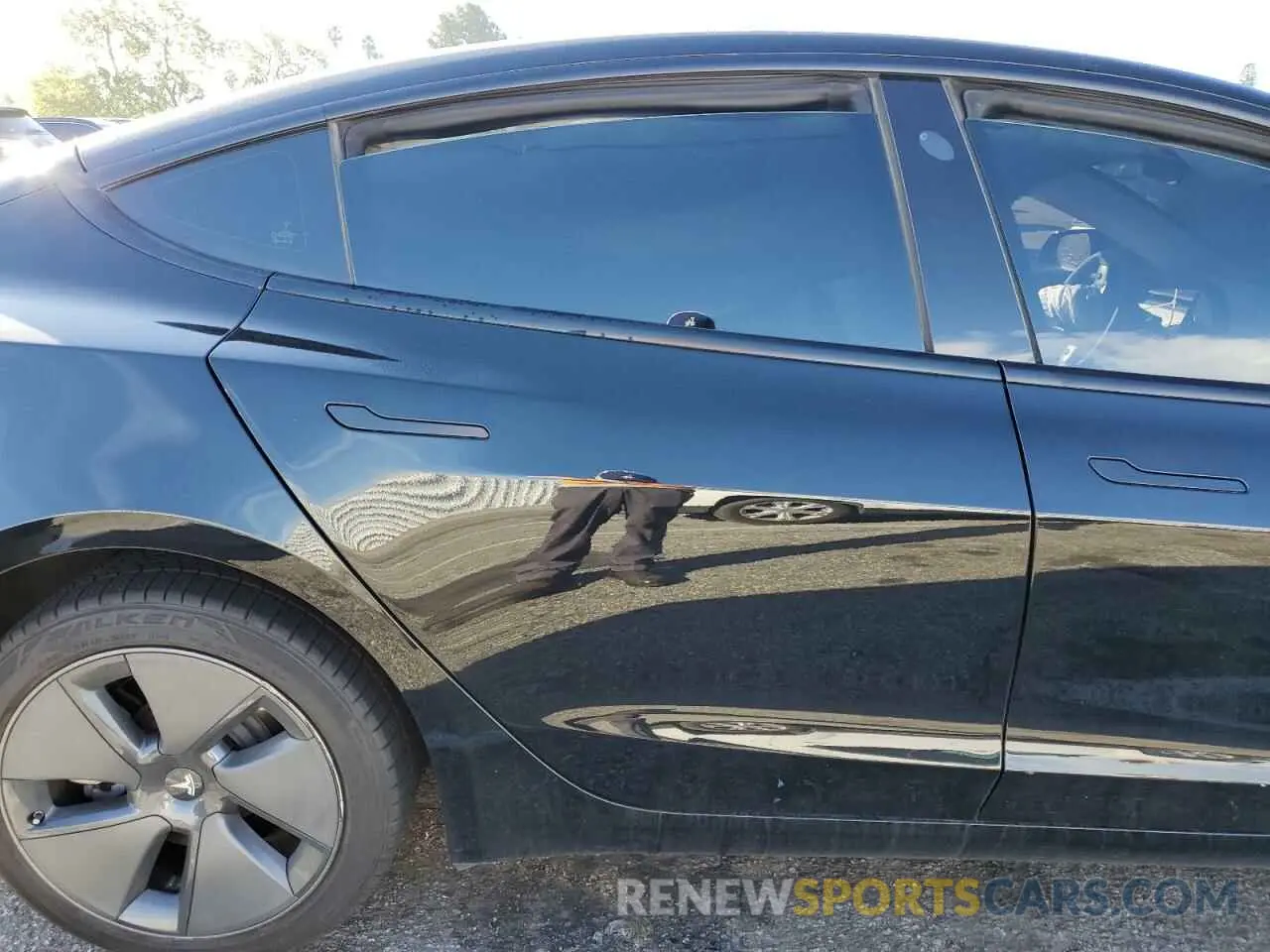 11 fotografías del automóvil dañado 5YJ3E1EA8PF493802 TESLA MODEL 3 2023