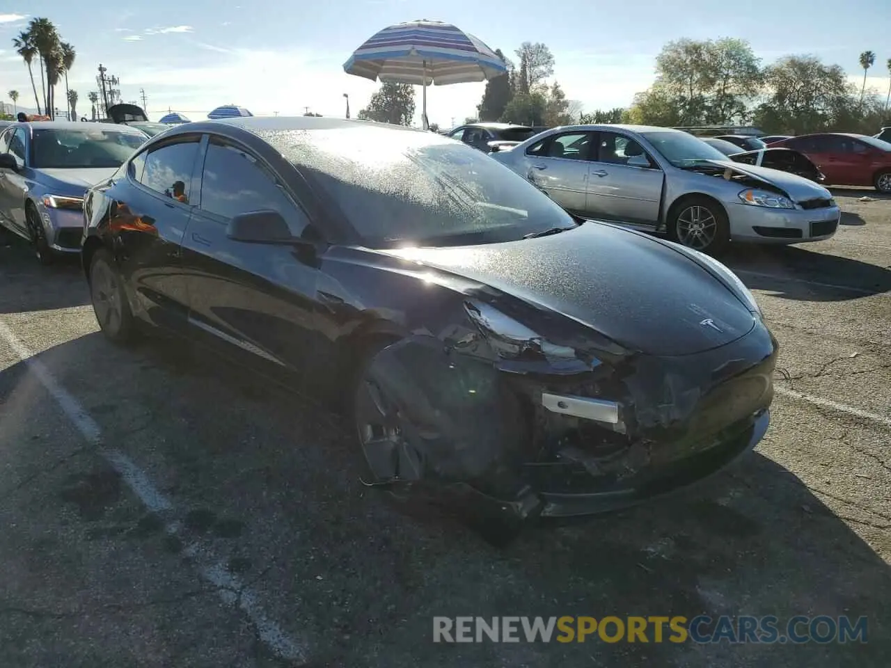 4 fotografías del automóvil dañado 5YJ3E1EA8PF493802 TESLA MODEL 3 2023