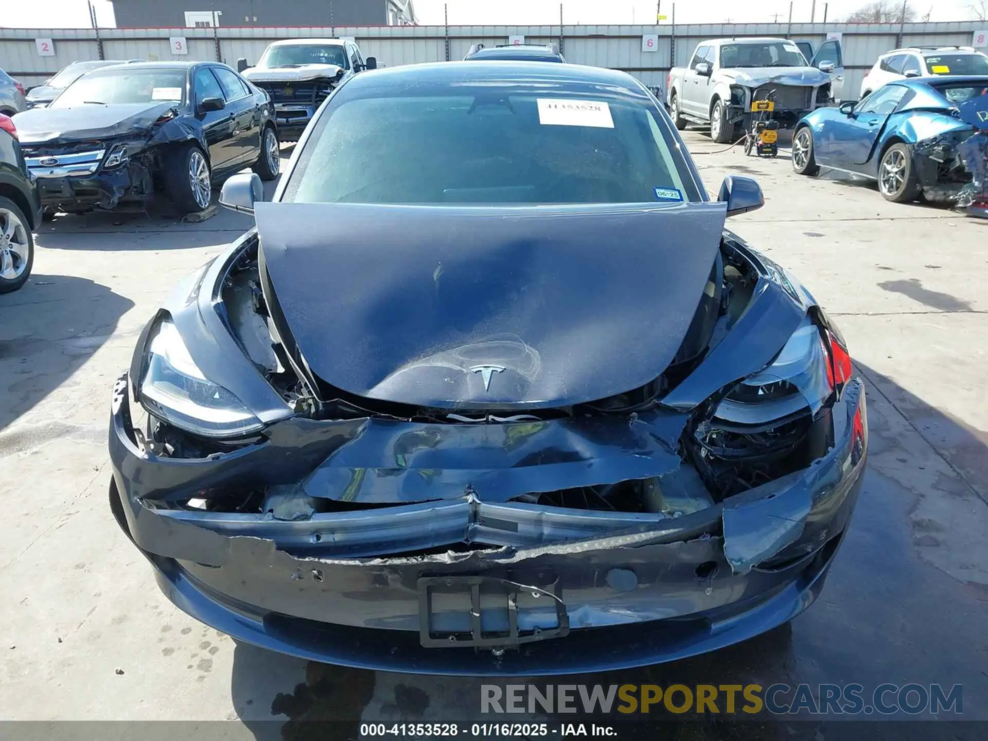 13 fotografías del automóvil dañado 5YJ3E1EA8PF509089 TESLA MODEL 3 2023