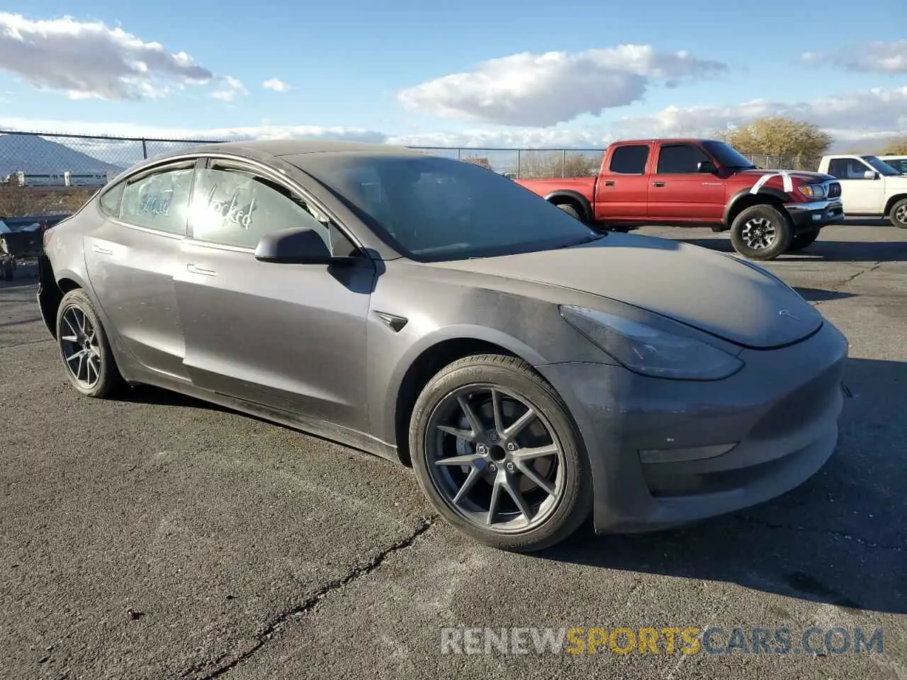 4 fotografías del automóvil dañado 5YJ3E1EA8PF545672 TESLA MODEL 3 2023