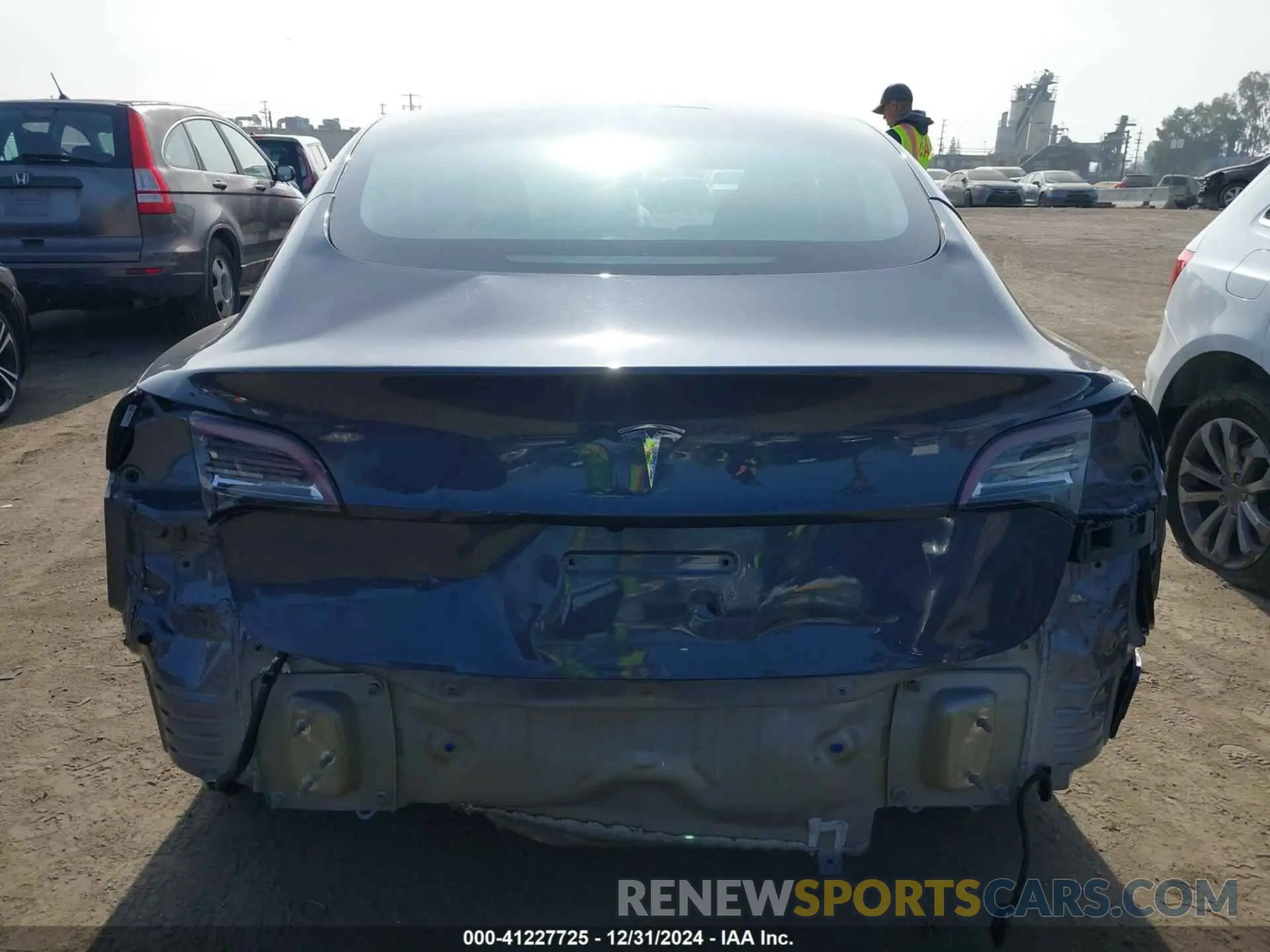 17 fotografías del automóvil dañado 5YJ3E1EA8PF545865 TESLA MODEL 3 2023
