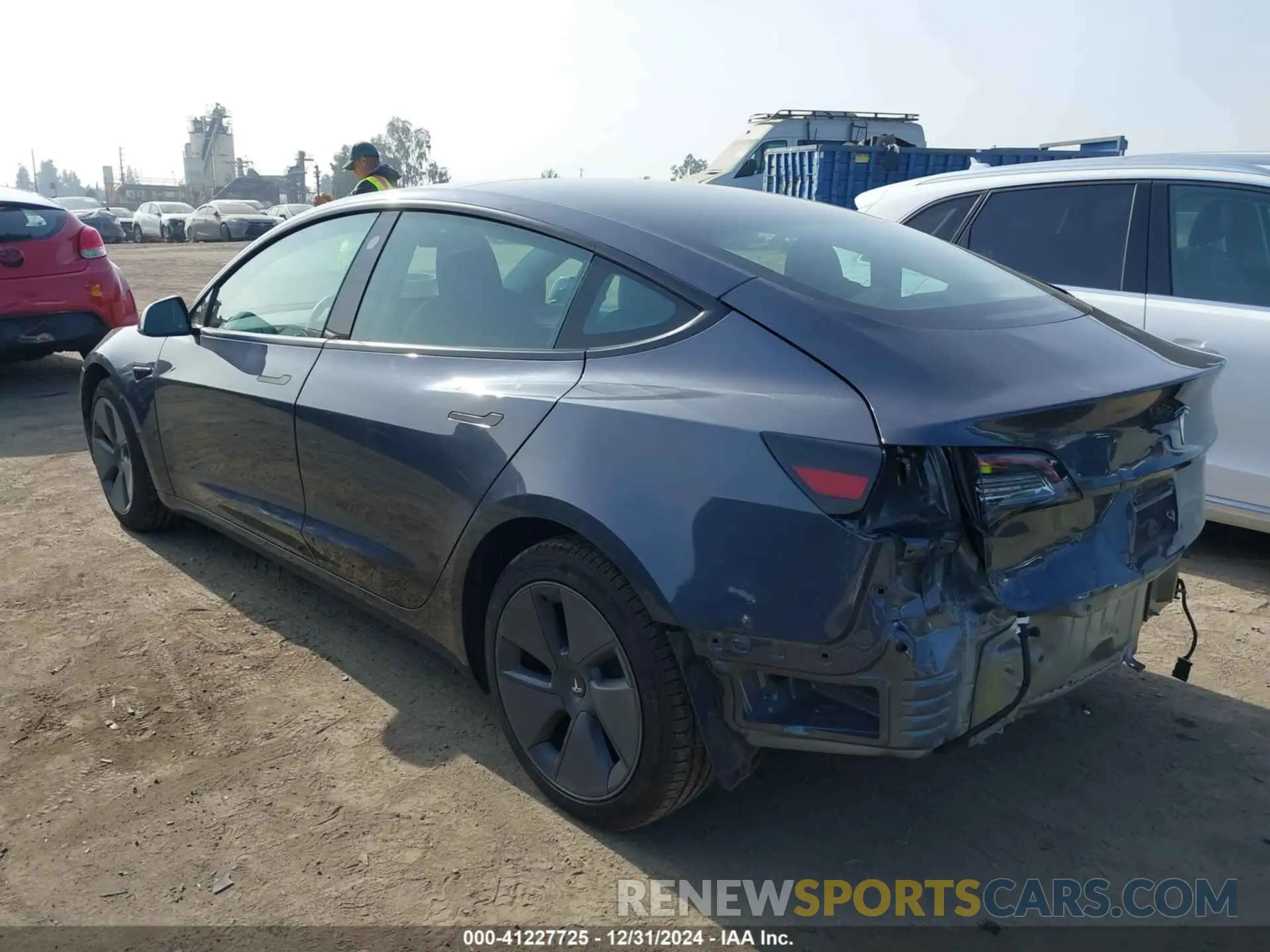 3 fotografías del automóvil dañado 5YJ3E1EA8PF545865 TESLA MODEL 3 2023