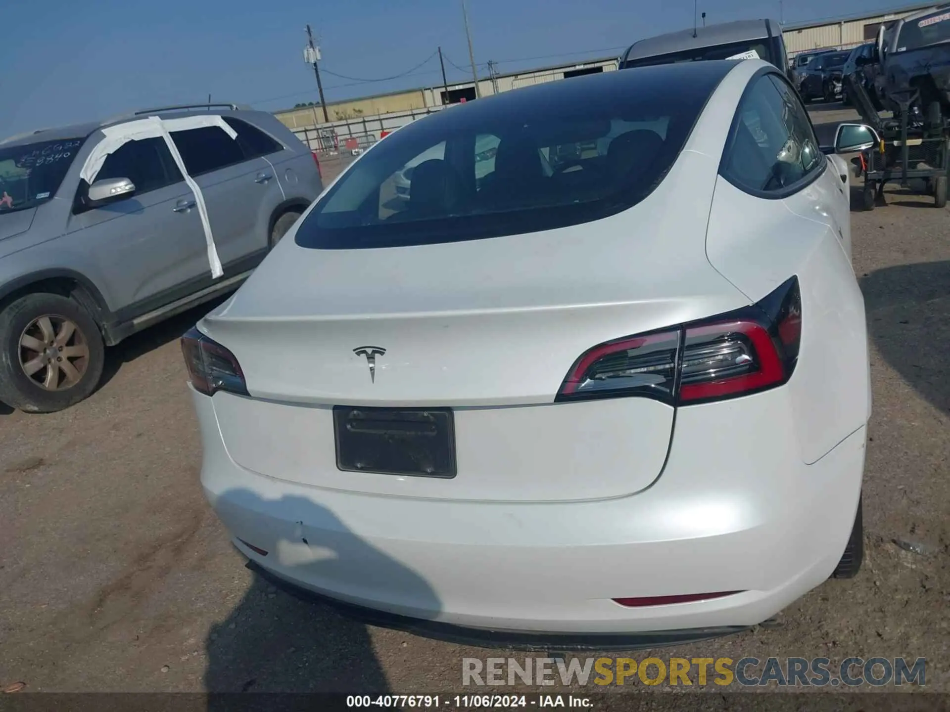 15 fotografías del automóvil dañado 5YJ3E1EA8PF570278 TESLA MODEL 3 2023