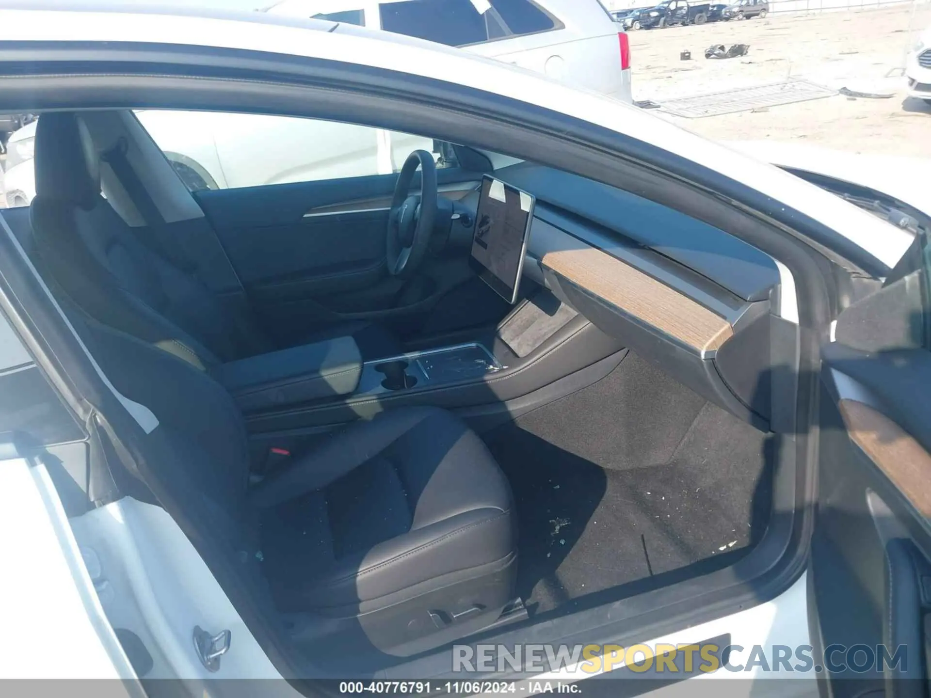 5 fotografías del automóvil dañado 5YJ3E1EA8PF570278 TESLA MODEL 3 2023