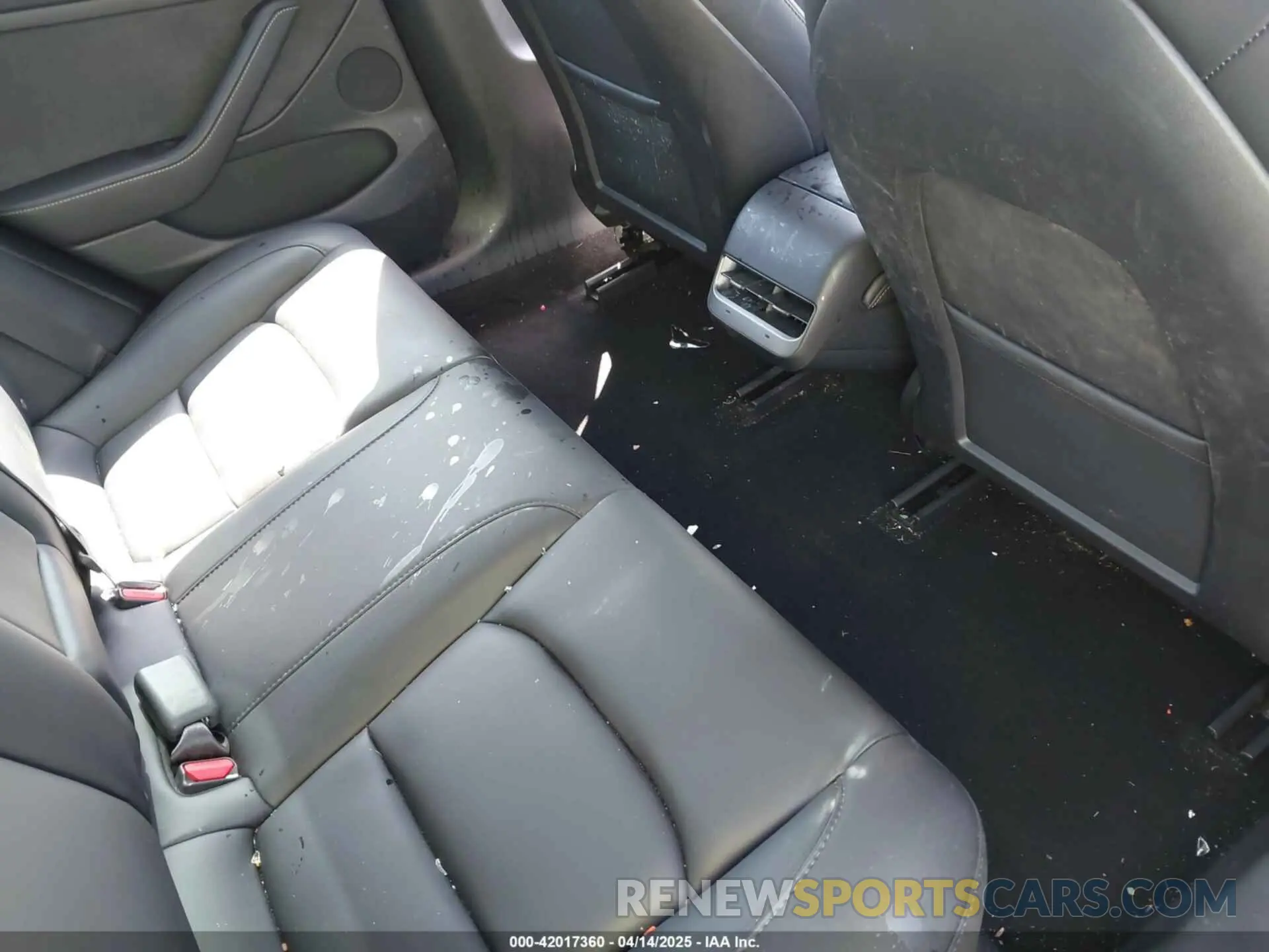 8 fotografías del automóvil dañado 5YJ3E1EA8PF579384 TESLA MODEL 3 2023