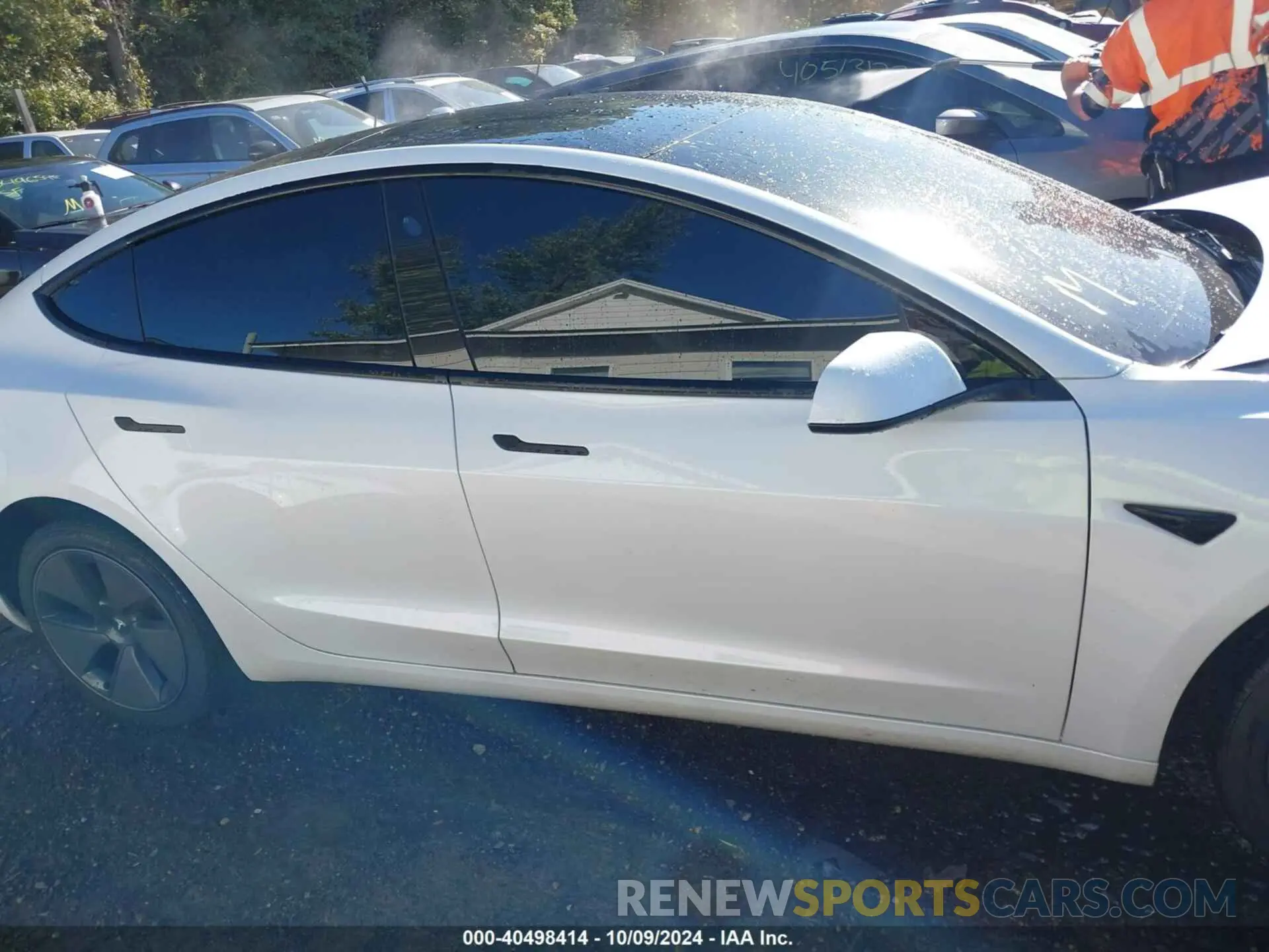 13 fotografías del automóvil dañado 5YJ3E1EA8PF581801 TESLA MODEL 3 2023