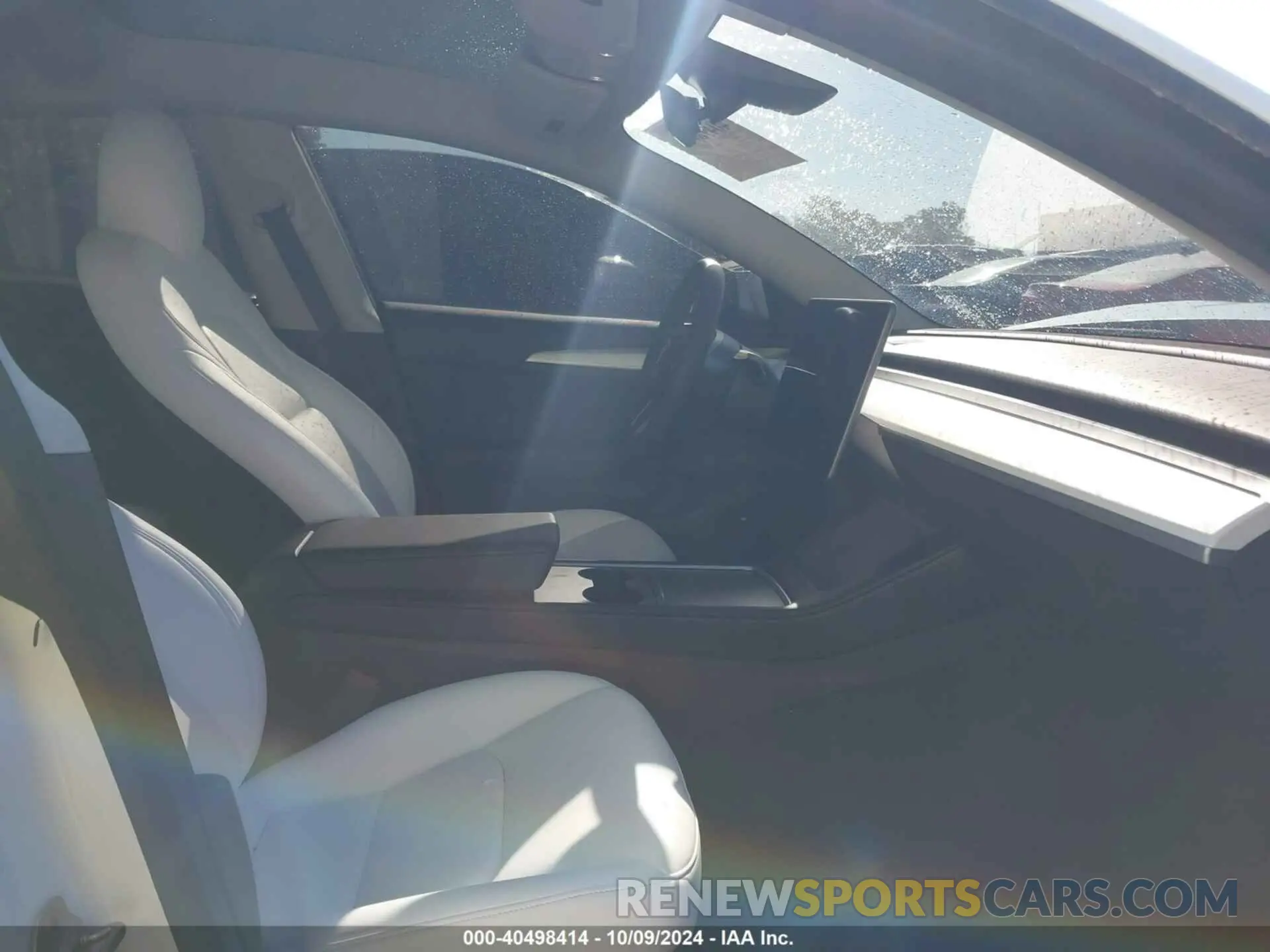 5 fotografías del automóvil dañado 5YJ3E1EA8PF581801 TESLA MODEL 3 2023