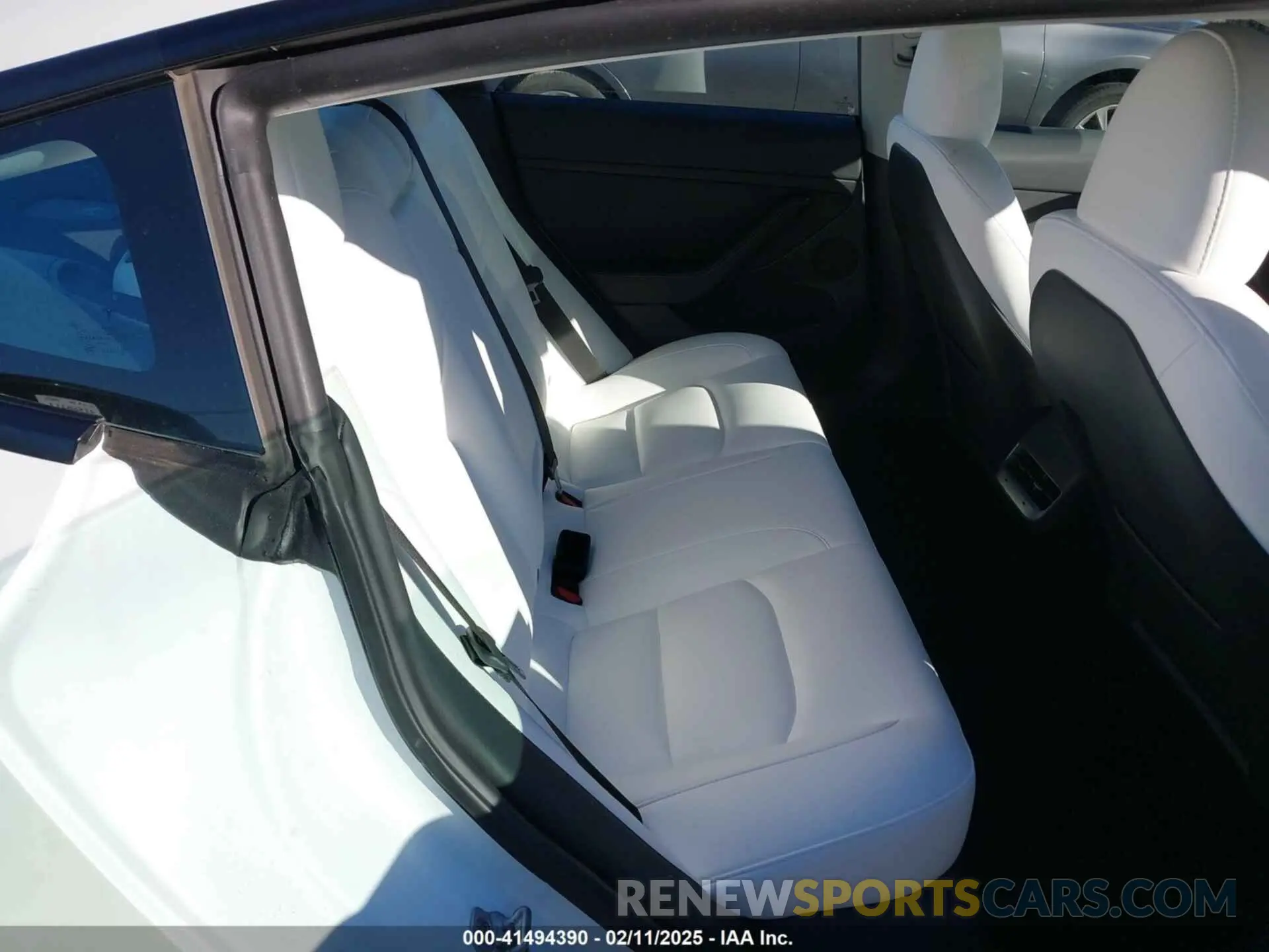 8 fotografías del automóvil dañado 5YJ3E1EA8PF604722 TESLA MODEL 3 2023