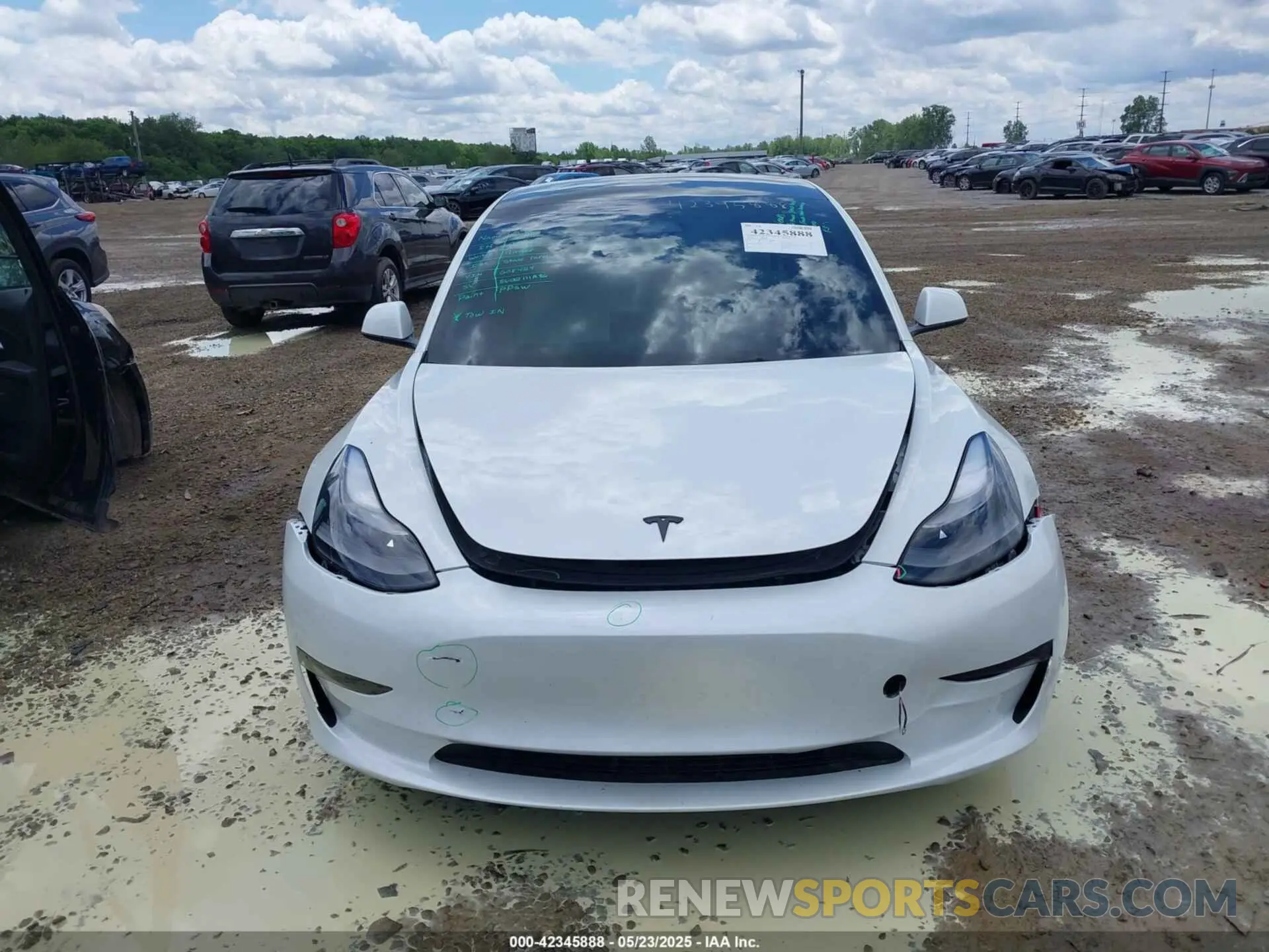 12 fotografías del automóvil dañado 5YJ3E1EA8PF608429 TESLA MODEL 3 2023