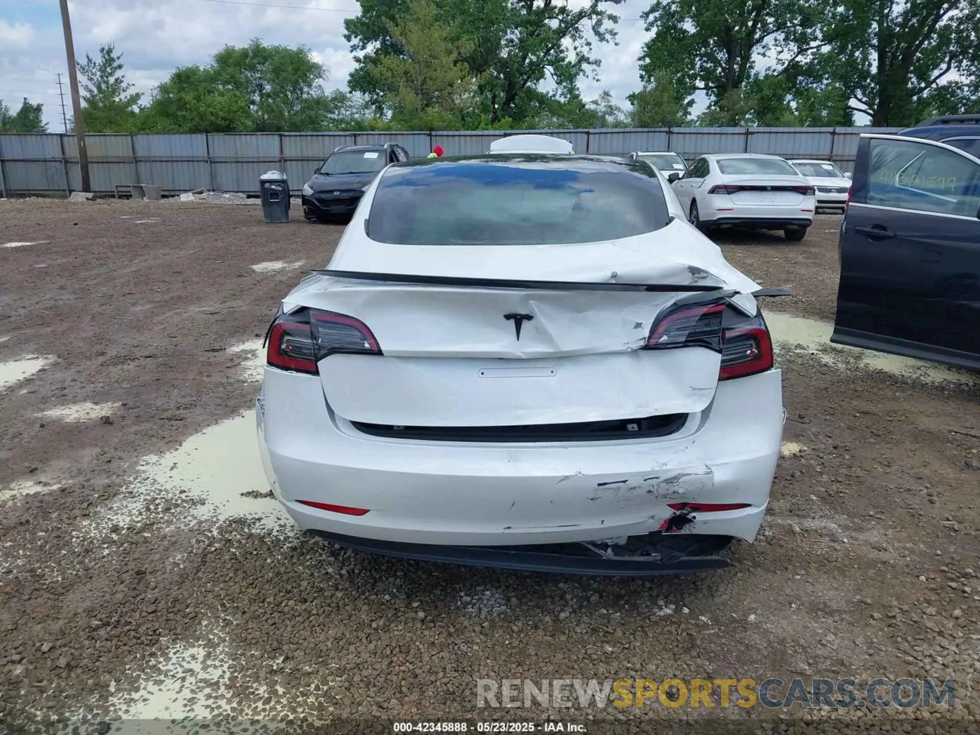 16 fotografías del automóvil dañado 5YJ3E1EA8PF608429 TESLA MODEL 3 2023