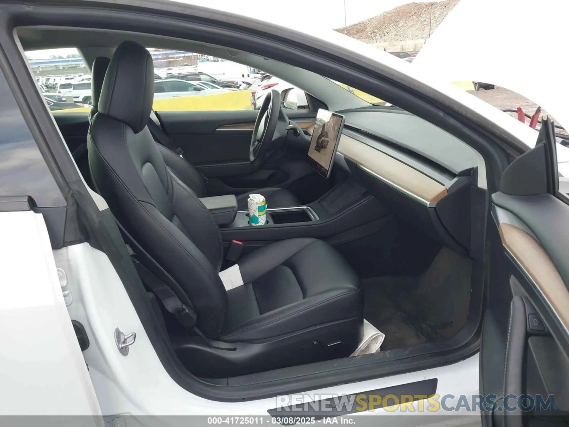 5 fotografías del automóvil dañado 5YJ3E1EA8PF610682 TESLA MODEL 3 2023