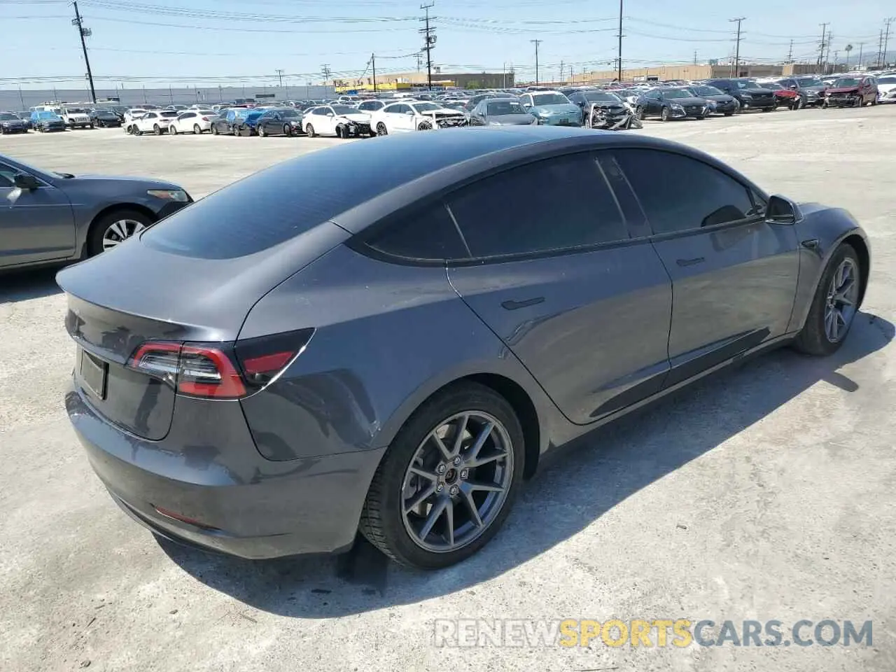 3 fotografías del automóvil dañado 5YJ3E1EA8PF616210 TESLA MODEL 3 2023