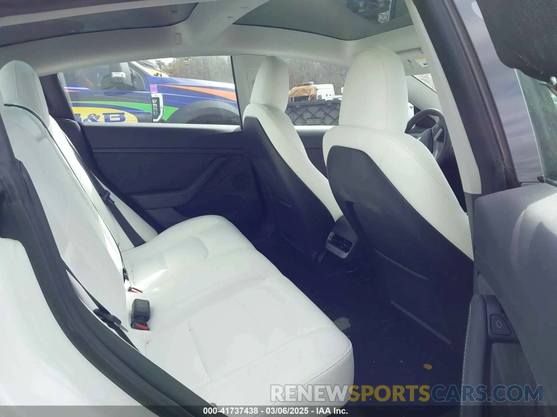 8 fotografías del automóvil dañado 5YJ3E1EA8PF671613 TESLA MODEL 3 2023