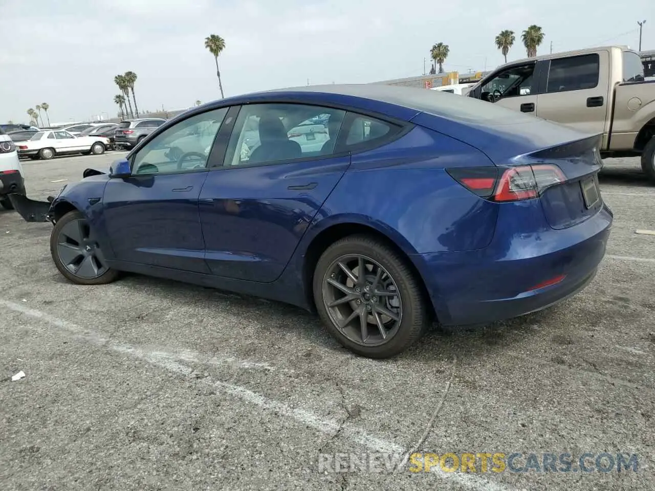 2 fotografías del automóvil dañado 5YJ3E1EA8PF677914 TESLA MODEL 3 2023