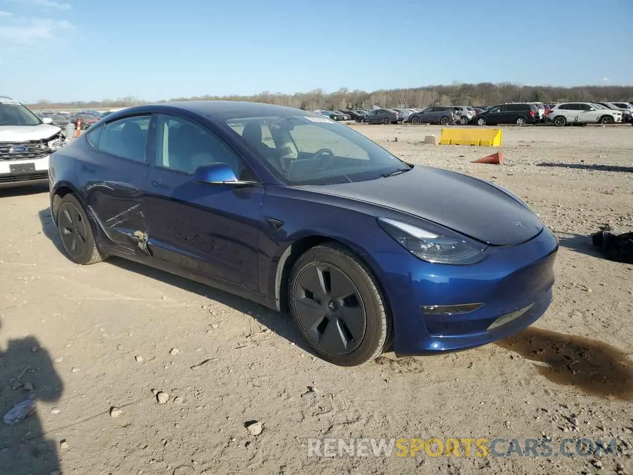 4 fotografías del automóvil dañado 5YJ3E1EA8PF681011 TESLA MODEL 3 2023