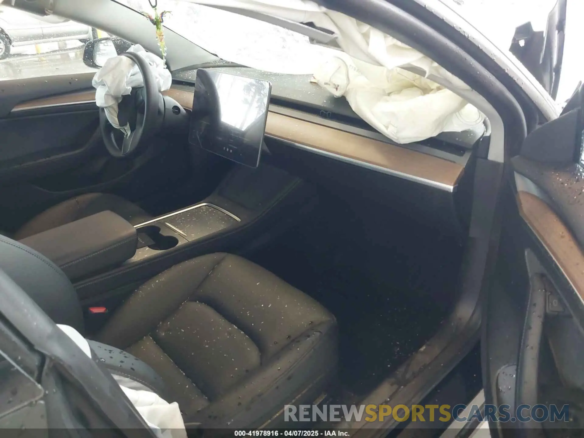 5 fotografías del automóvil dañado 5YJ3E1EA8PF683972 TESLA MODEL 3 2023