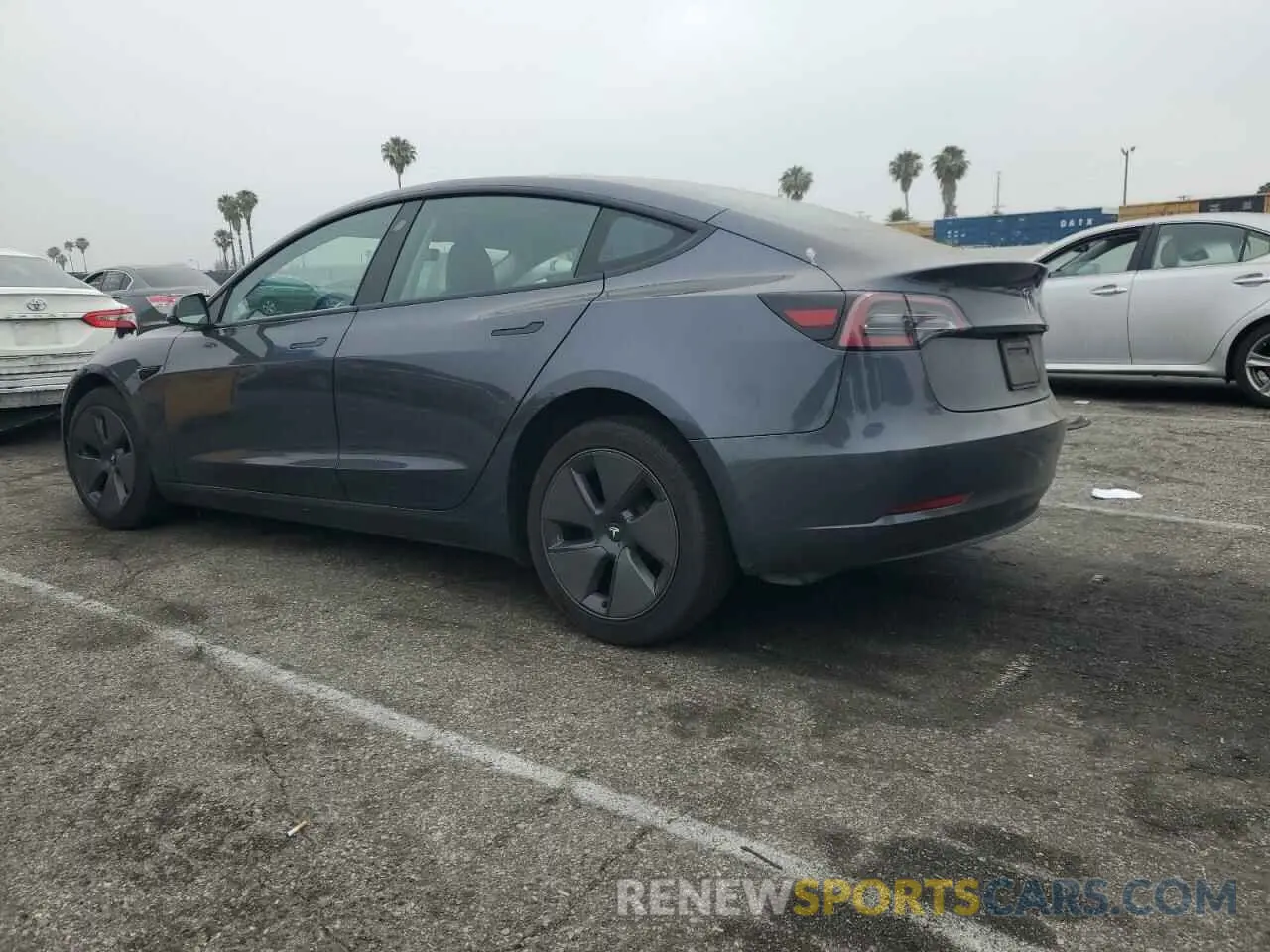 2 fotografías del automóvil dañado 5YJ3E1EA8PF685236 TESLA MODEL 3 2023