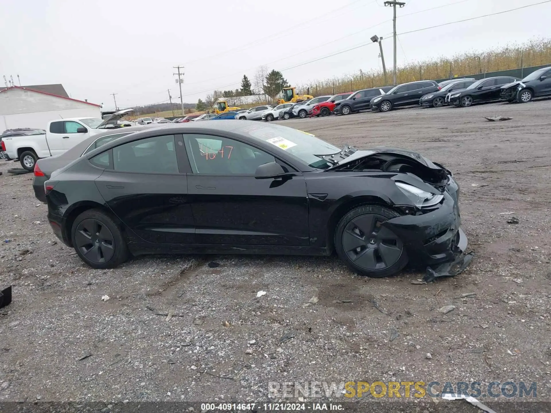 13 fotografías del automóvil dañado 5YJ3E1EA8PF687861 TESLA MODEL 3 2023