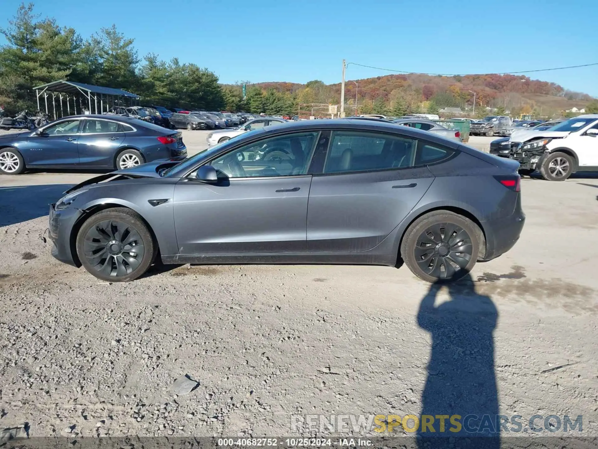 14 fotografías del automóvil dañado 5YJ3E1EA9PF404061 TESLA MODEL 3 2023