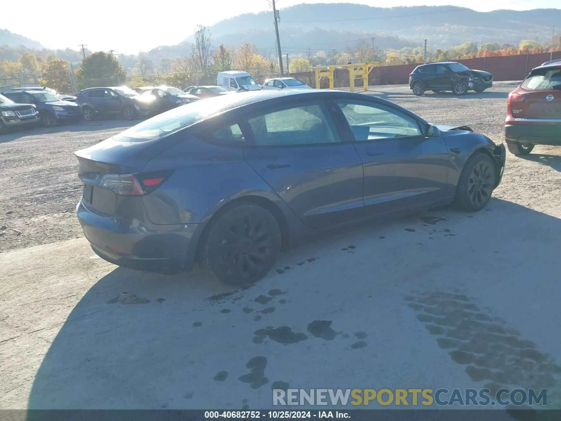 4 fotografías del automóvil dañado 5YJ3E1EA9PF404061 TESLA MODEL 3 2023