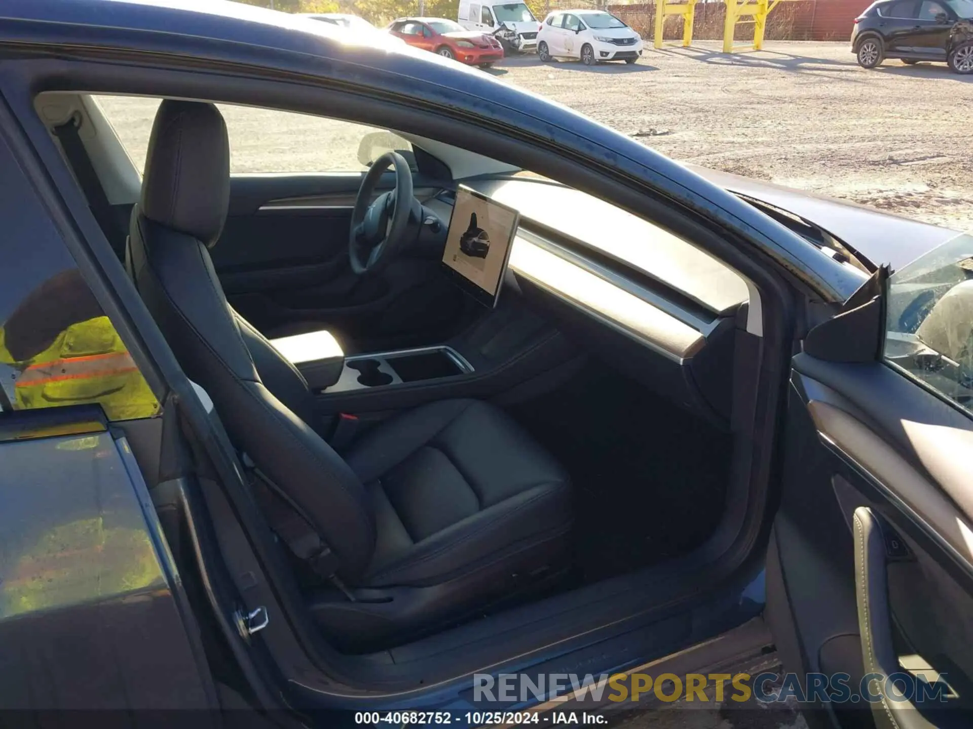 5 fotografías del automóvil dañado 5YJ3E1EA9PF404061 TESLA MODEL 3 2023