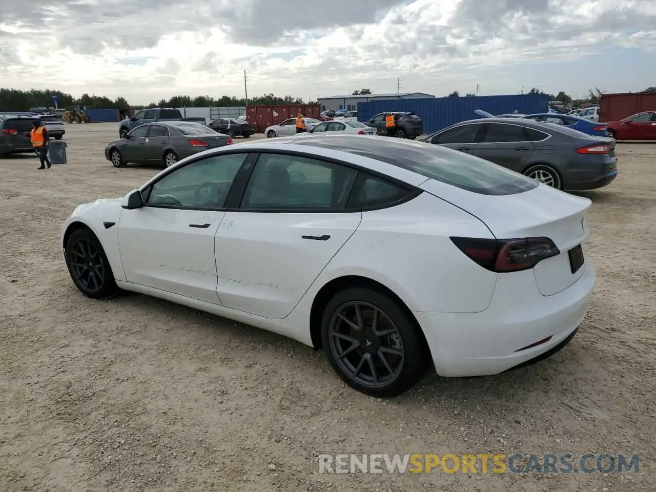2 fotografías del automóvil dañado 5YJ3E1EA9PF449405 TESLA MODEL 3 2023
