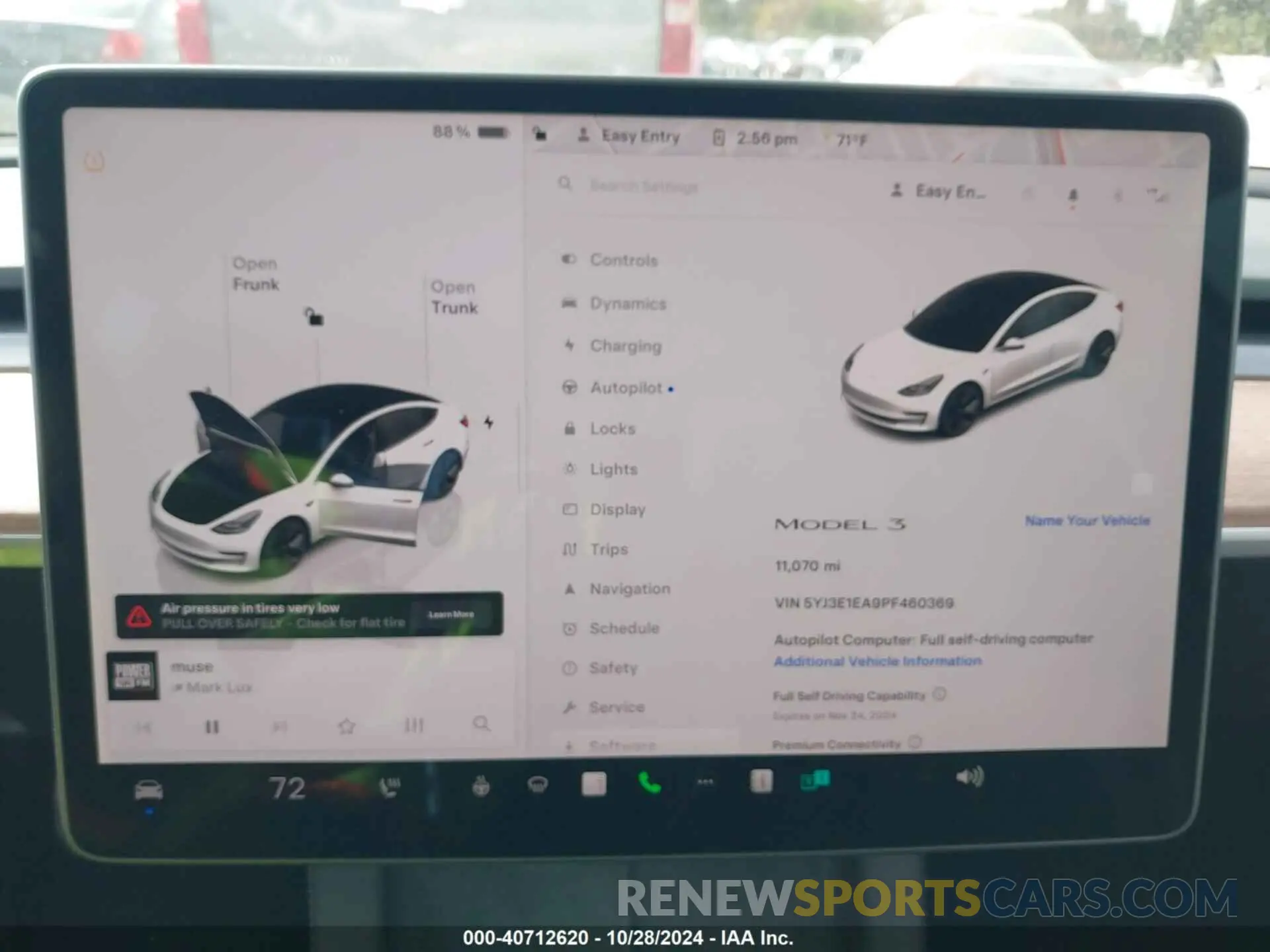 18 fotografías del automóvil dañado 5YJ3E1EA9PF460369 TESLA MODEL 3 2023
