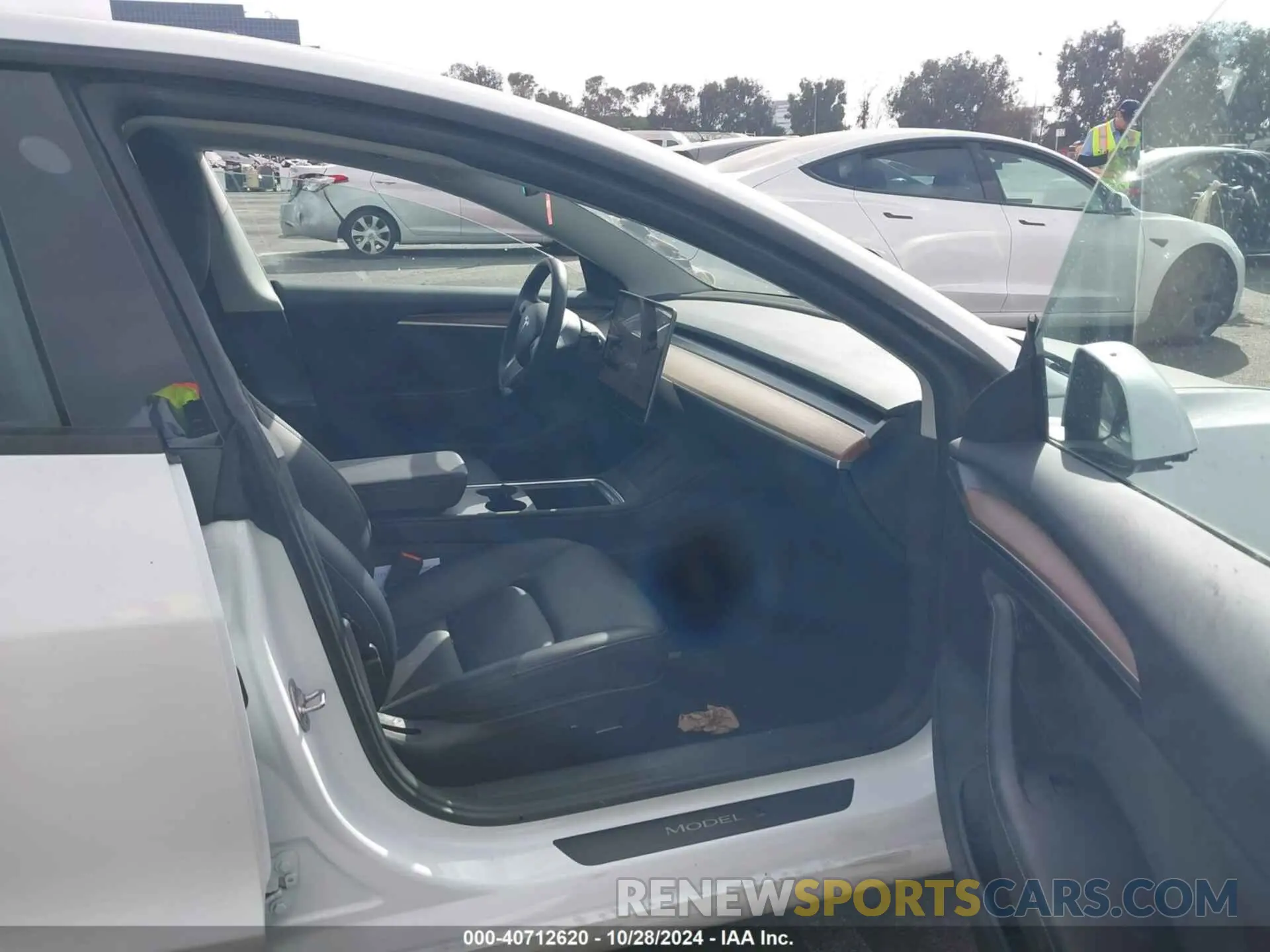 5 fotografías del automóvil dañado 5YJ3E1EA9PF460369 TESLA MODEL 3 2023