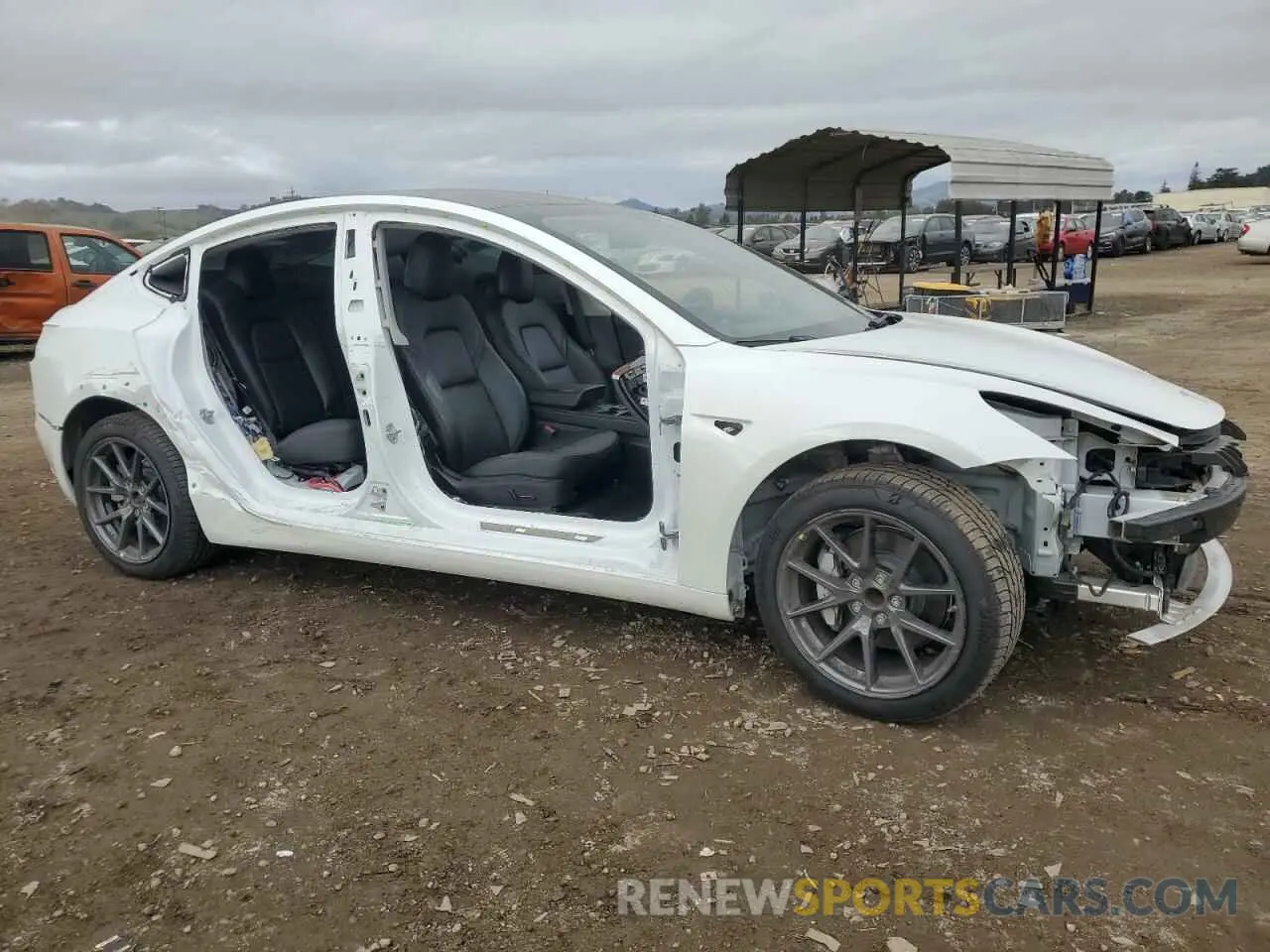 4 fotografías del automóvil dañado 5YJ3E1EA9PF466821 TESLA MODEL 3 2023