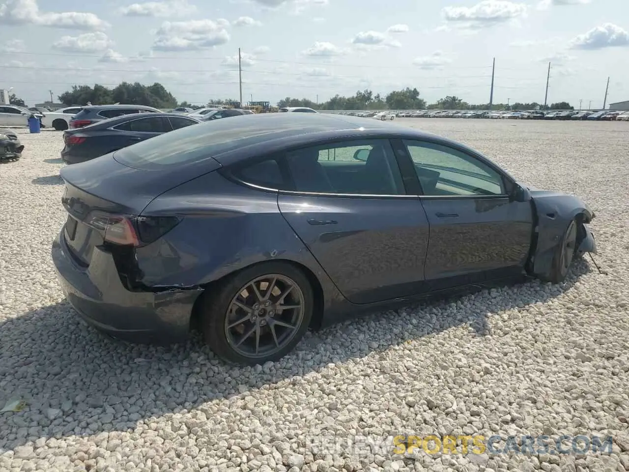 3 fotografías del automóvil dañado 5YJ3E1EA9PF469296 TESLA MODEL 3 2023