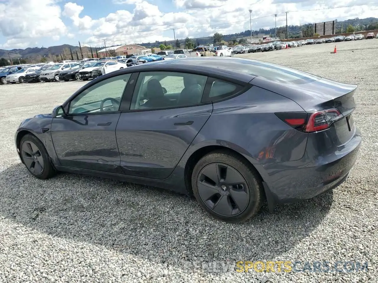 2 fotografías del automóvil dañado 5YJ3E1EA9PF482260 TESLA MODEL 3 2023