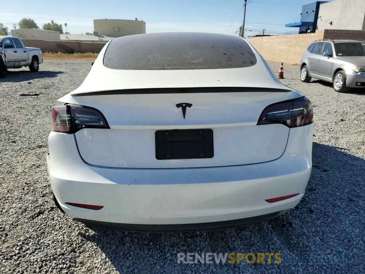 6 fotografías del automóvil dañado 5YJ3E1EA9PF506055 TESLA MODEL 3 2023