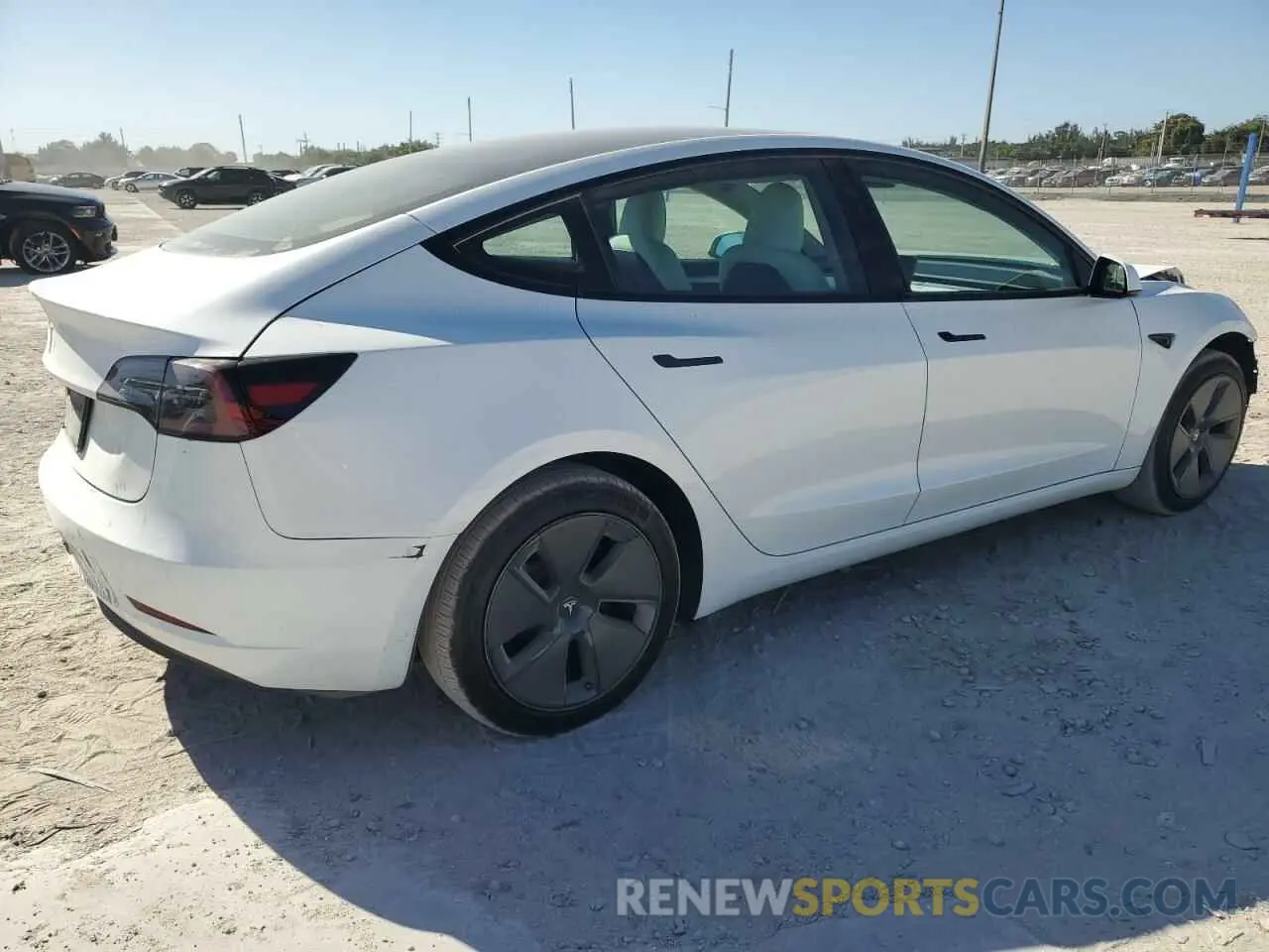 3 fotografías del automóvil dañado 5YJ3E1EA9PF555000 TESLA MODEL 3 2023