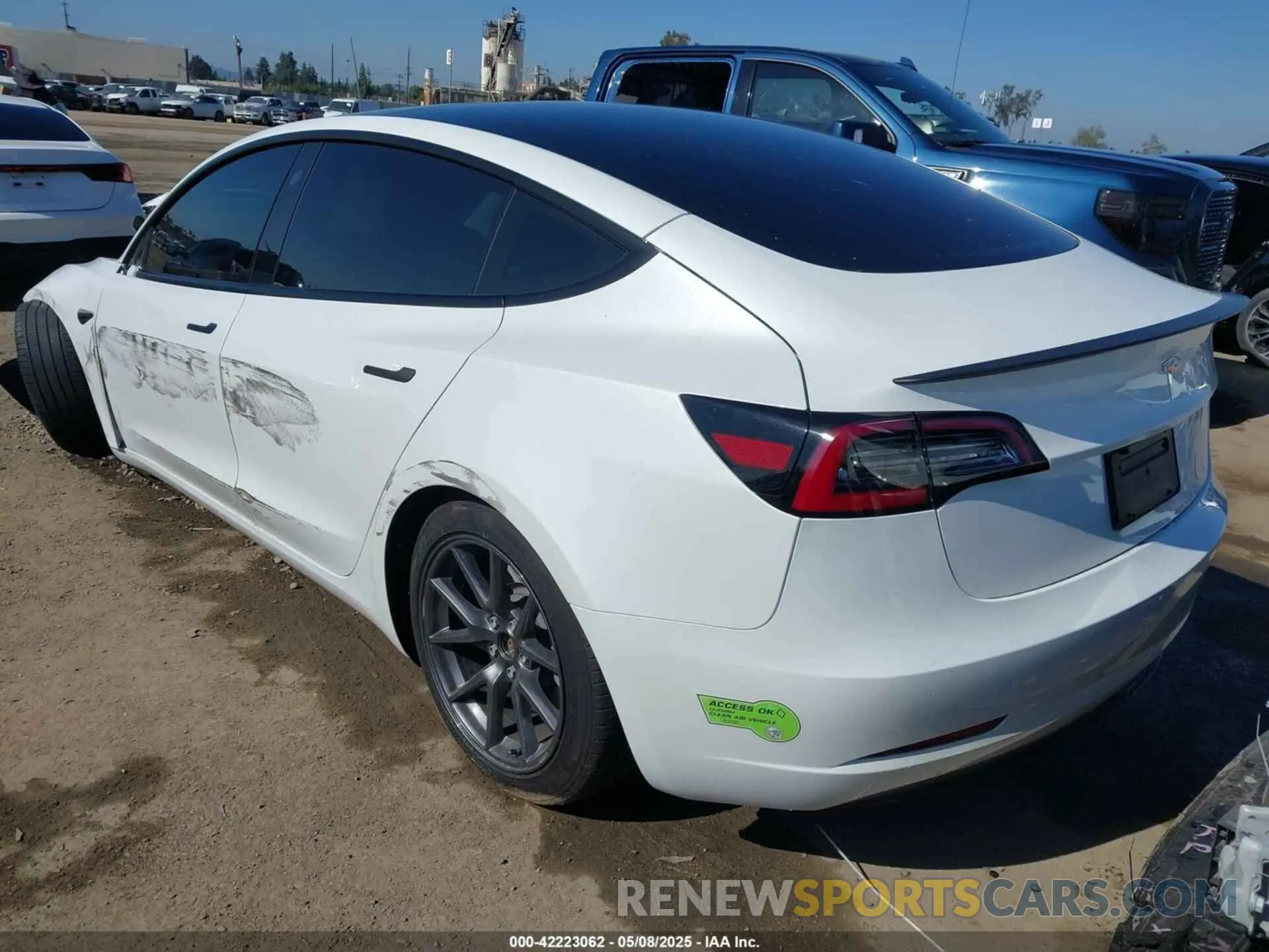 3 fotografías del automóvil dañado 5YJ3E1EA9PF564991 TESLA MODEL 3 2023