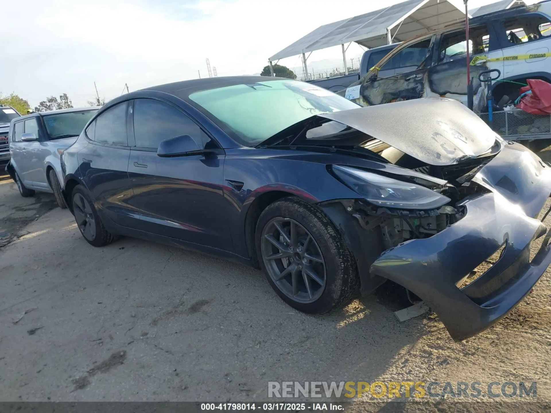 13 fotografías del automóvil dañado 5YJ3E1EA9PF569494 TESLA MODEL 3 2023