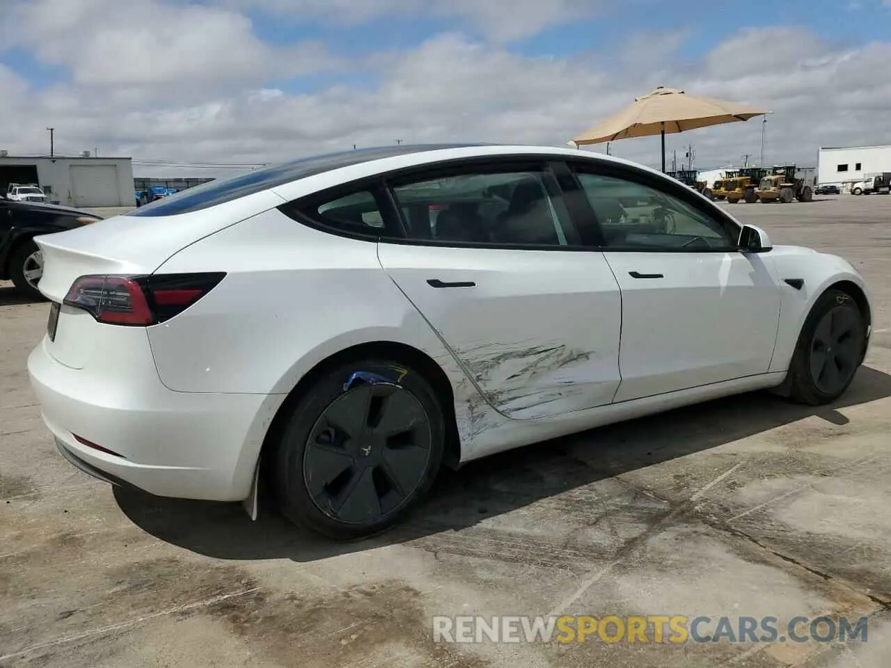 3 fotografías del automóvil dañado 5YJ3E1EA9PF575733 TESLA MODEL 3 2023