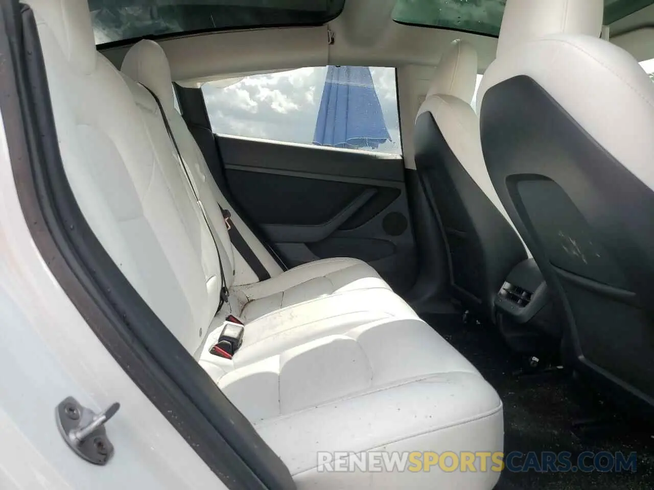 10 fotografías del automóvil dañado 5YJ3E1EA9PF582536 TESLA MODEL 3 2023