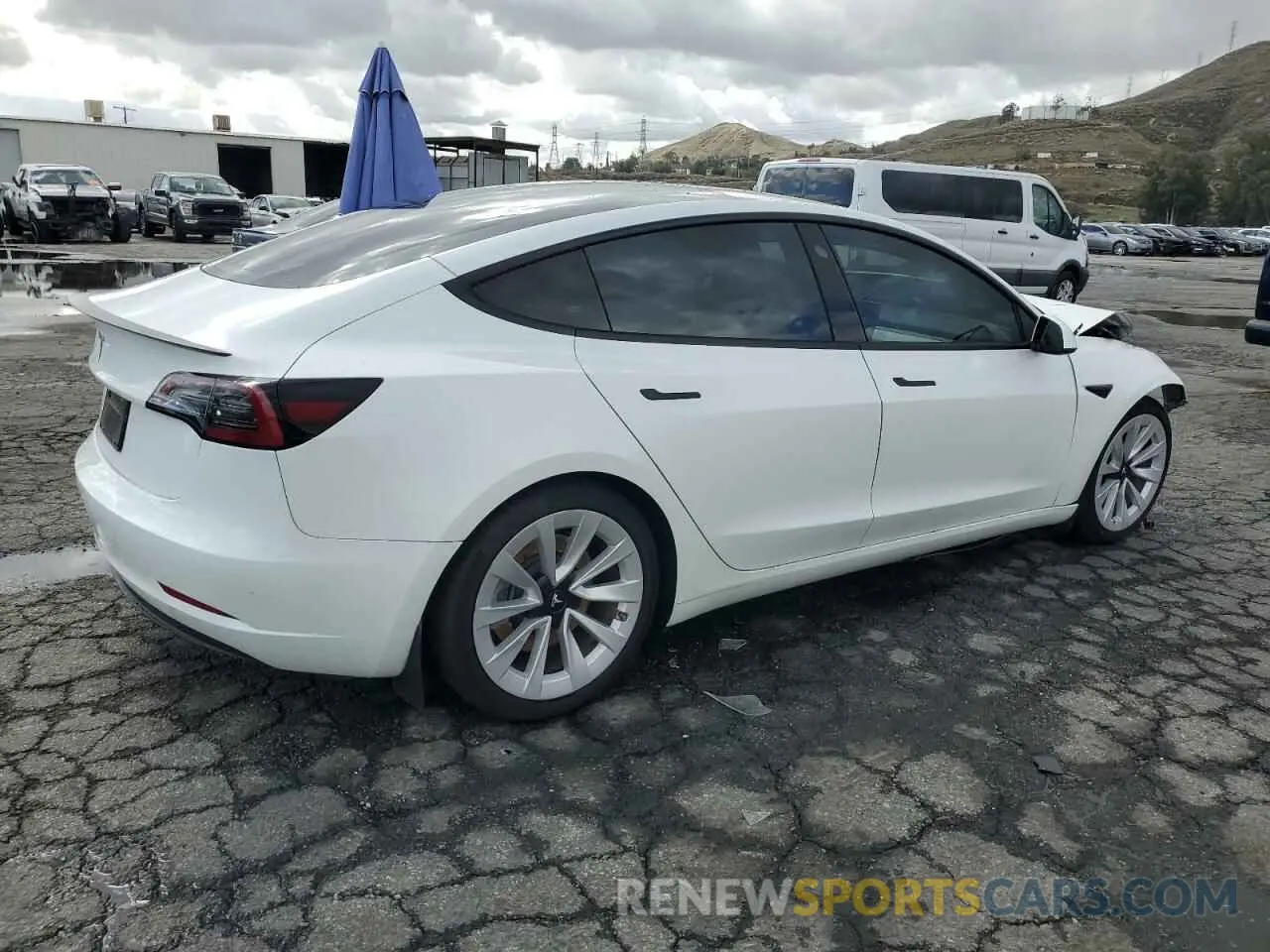 3 fotografías del automóvil dañado 5YJ3E1EA9PF582536 TESLA MODEL 3 2023