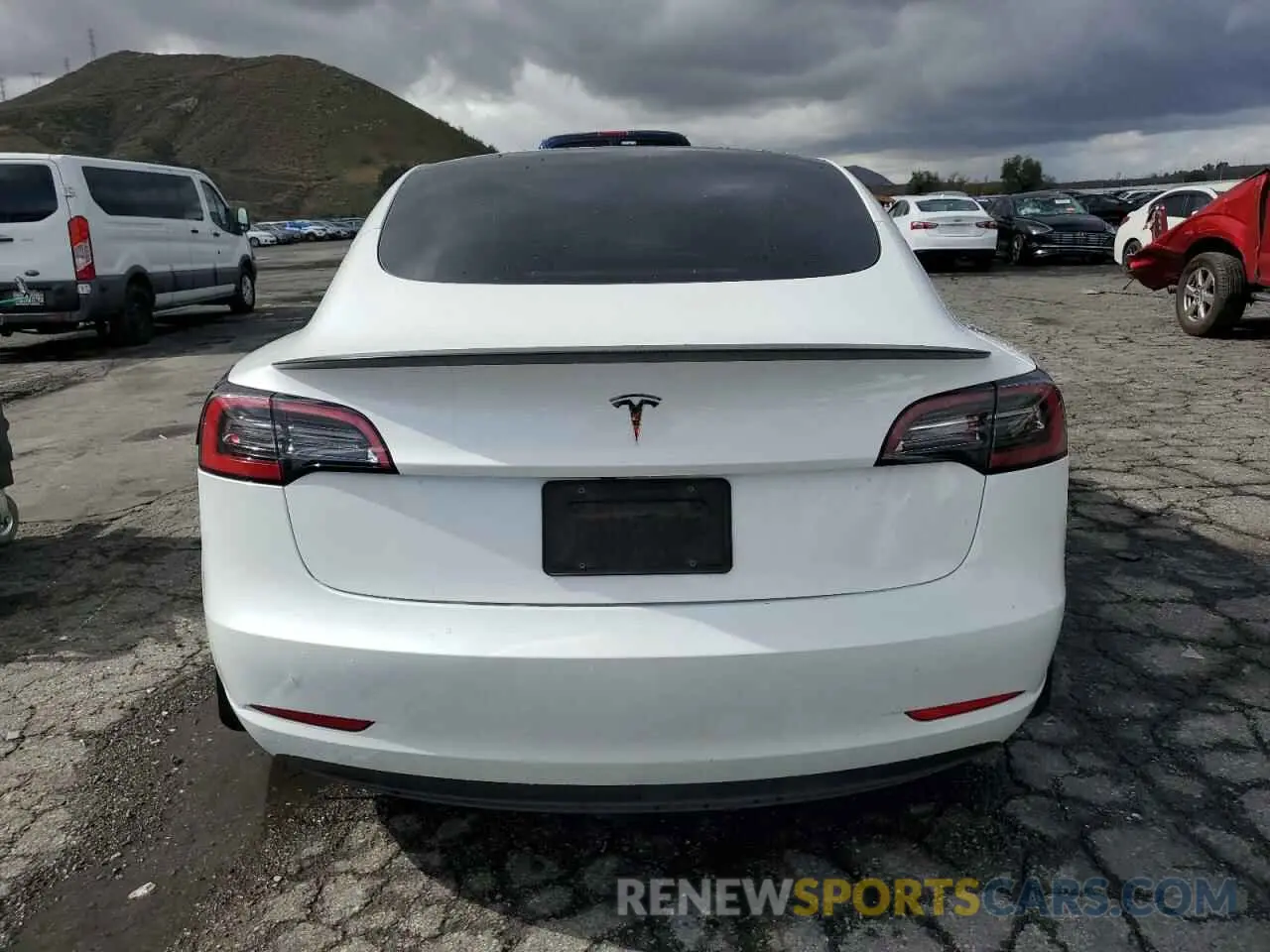 6 fotografías del automóvil dañado 5YJ3E1EA9PF582536 TESLA MODEL 3 2023