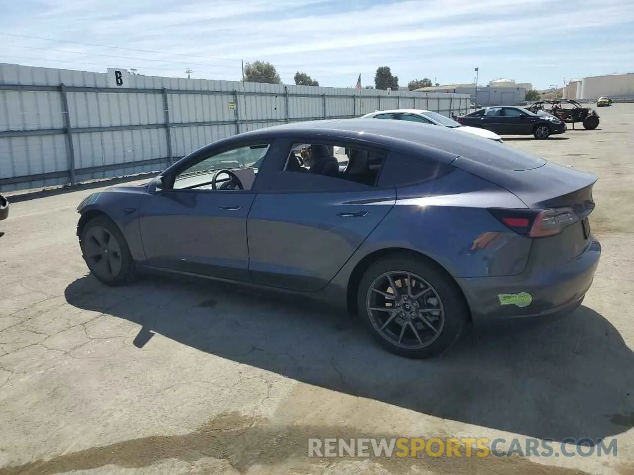 2 fotografías del automóvil dañado 5YJ3E1EA9PF601845 TESLA MODEL 3 2023