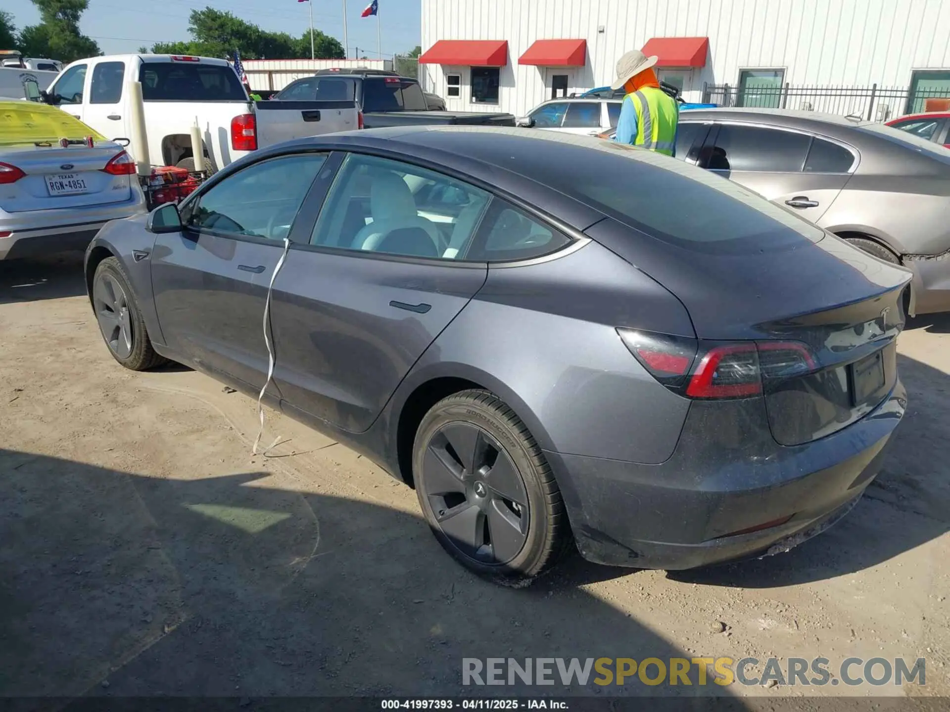 3 fotografías del automóvil dañado 5YJ3E1EA9PF641908 TESLA MODEL 3 2023