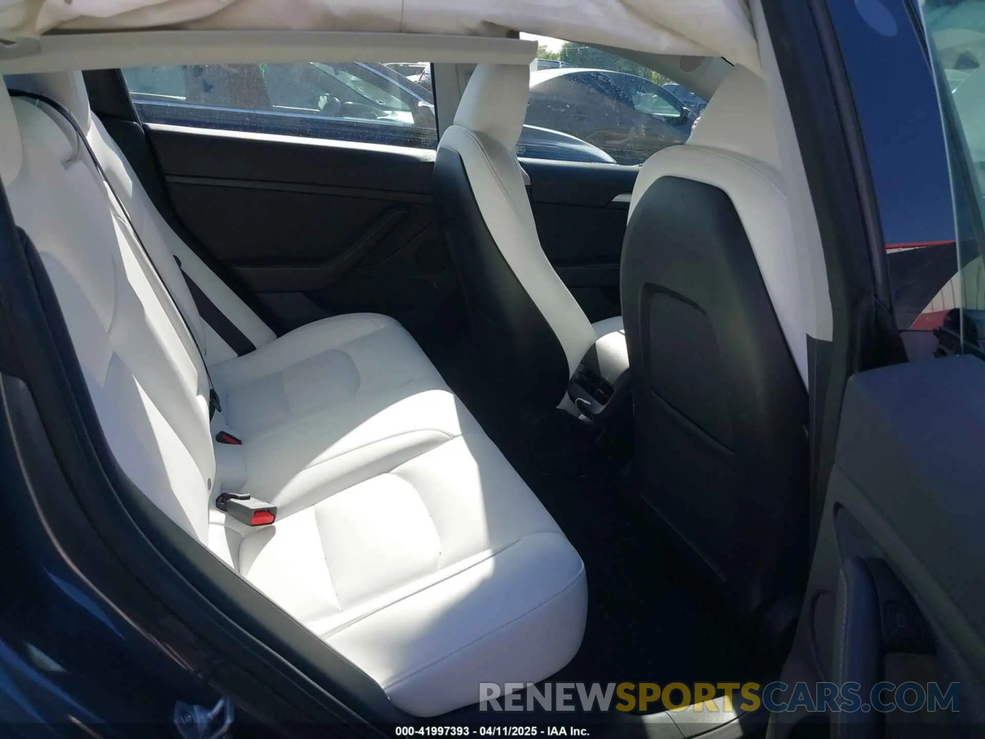 8 fotografías del automóvil dañado 5YJ3E1EA9PF641908 TESLA MODEL 3 2023