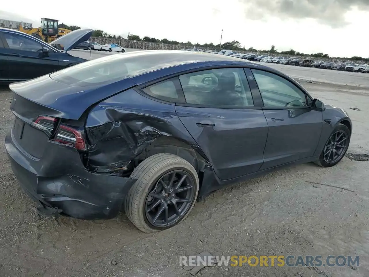 3 fotografías del automóvil dañado 5YJ3E1EA9PF666503 TESLA MODEL 3 2023