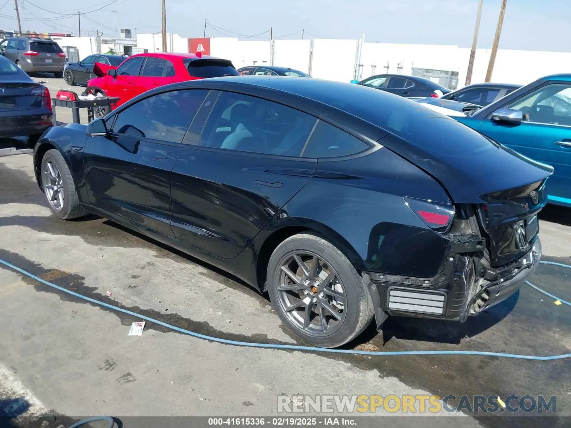 3 fotografías del automóvil dañado 5YJ3E1EA9PF670602 TESLA MODEL 3 2023
