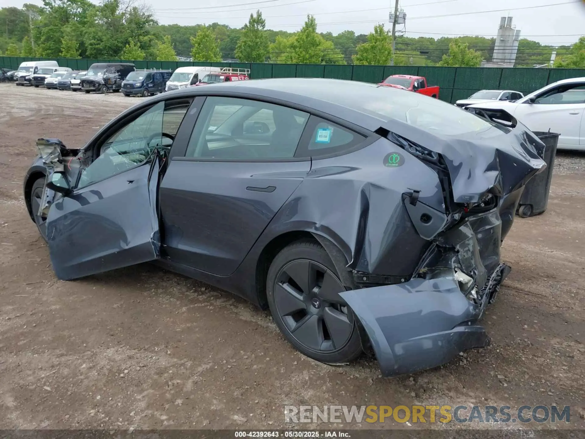 3 fotografías del automóvil dañado 5YJ3E1EA9PF673399 TESLA MODEL 3 2023