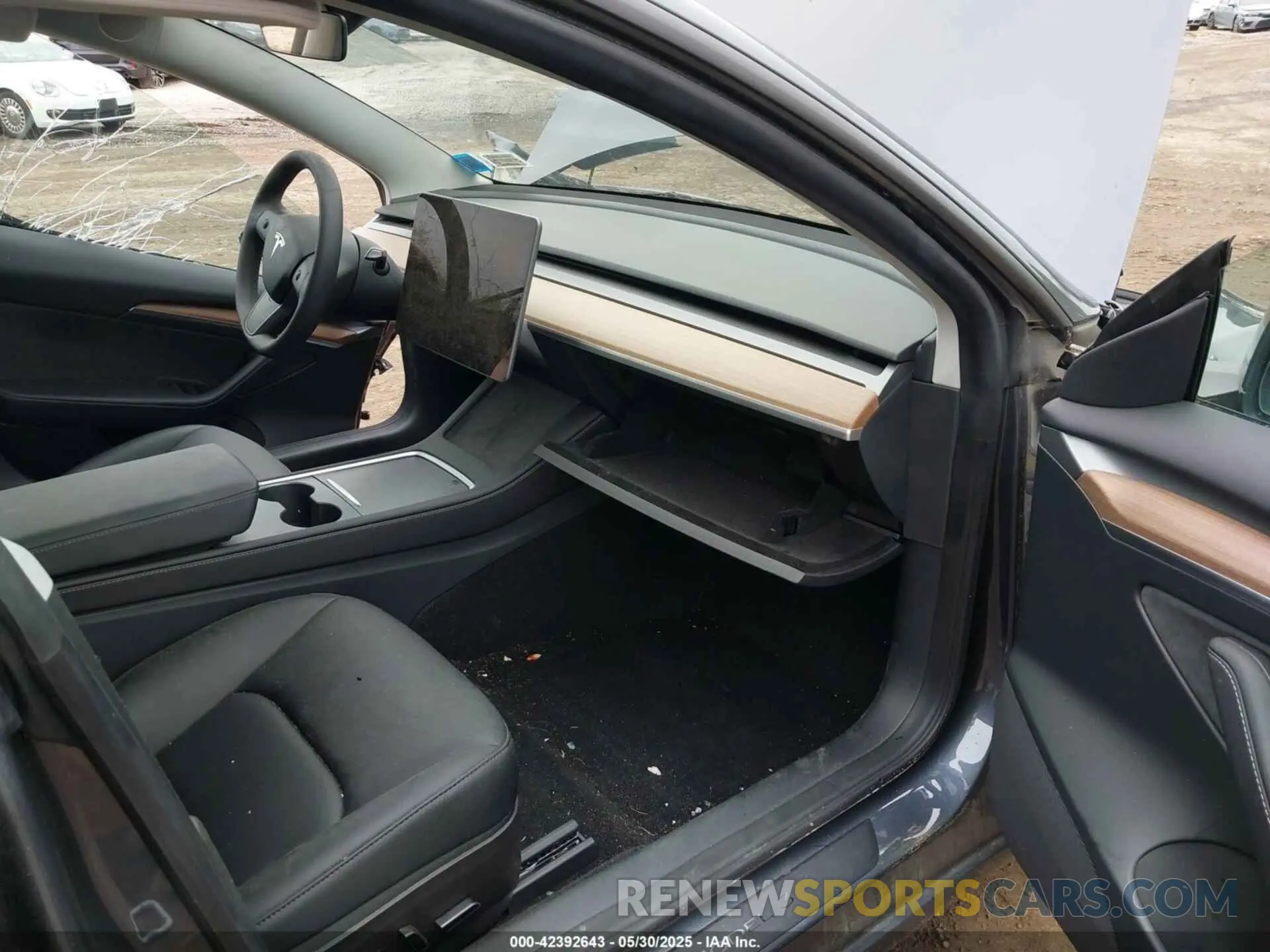 5 fotografías del automóvil dañado 5YJ3E1EA9PF673399 TESLA MODEL 3 2023