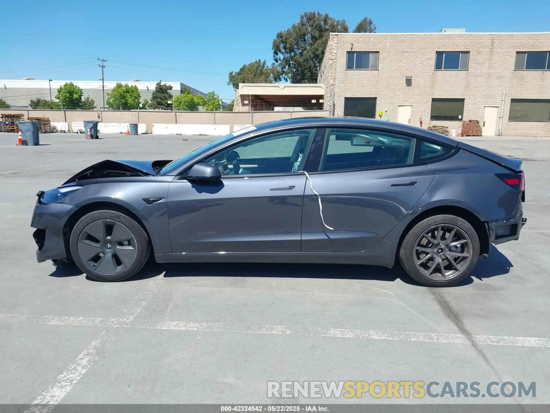 14 fotografías del automóvil dañado 5YJ3E1EA9PF674309 TESLA MODEL 3 2023